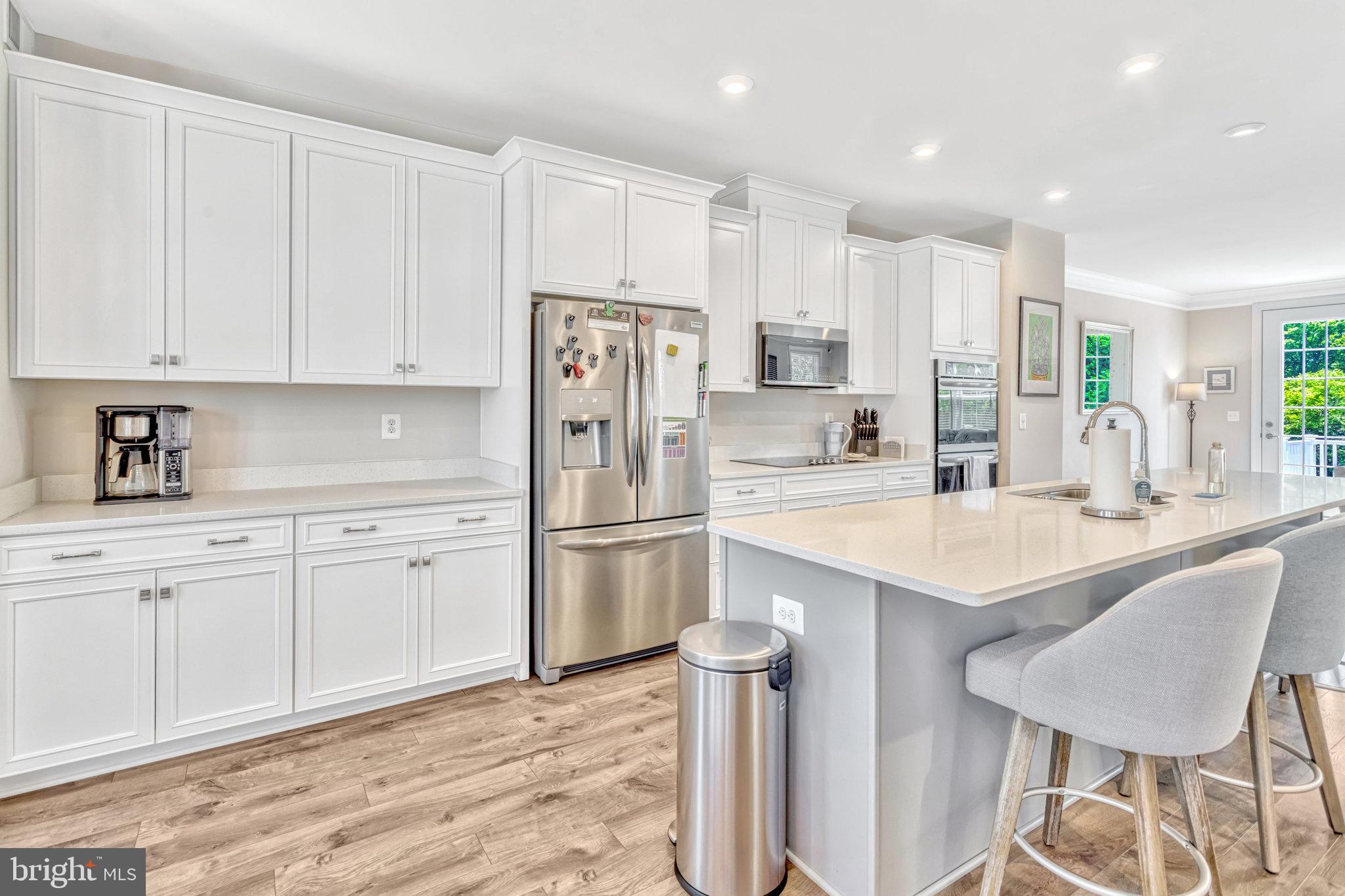 BRADLEY SQUARE - Residential