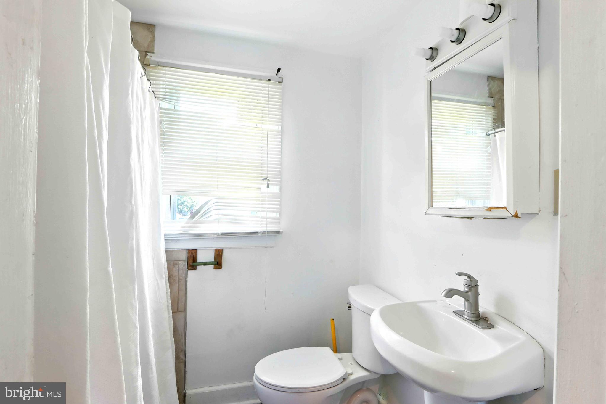 RANDALLSTOWN - Residential