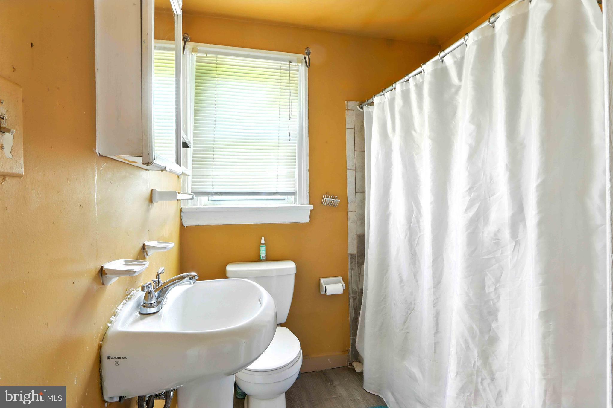 RANDALLSTOWN - Residential