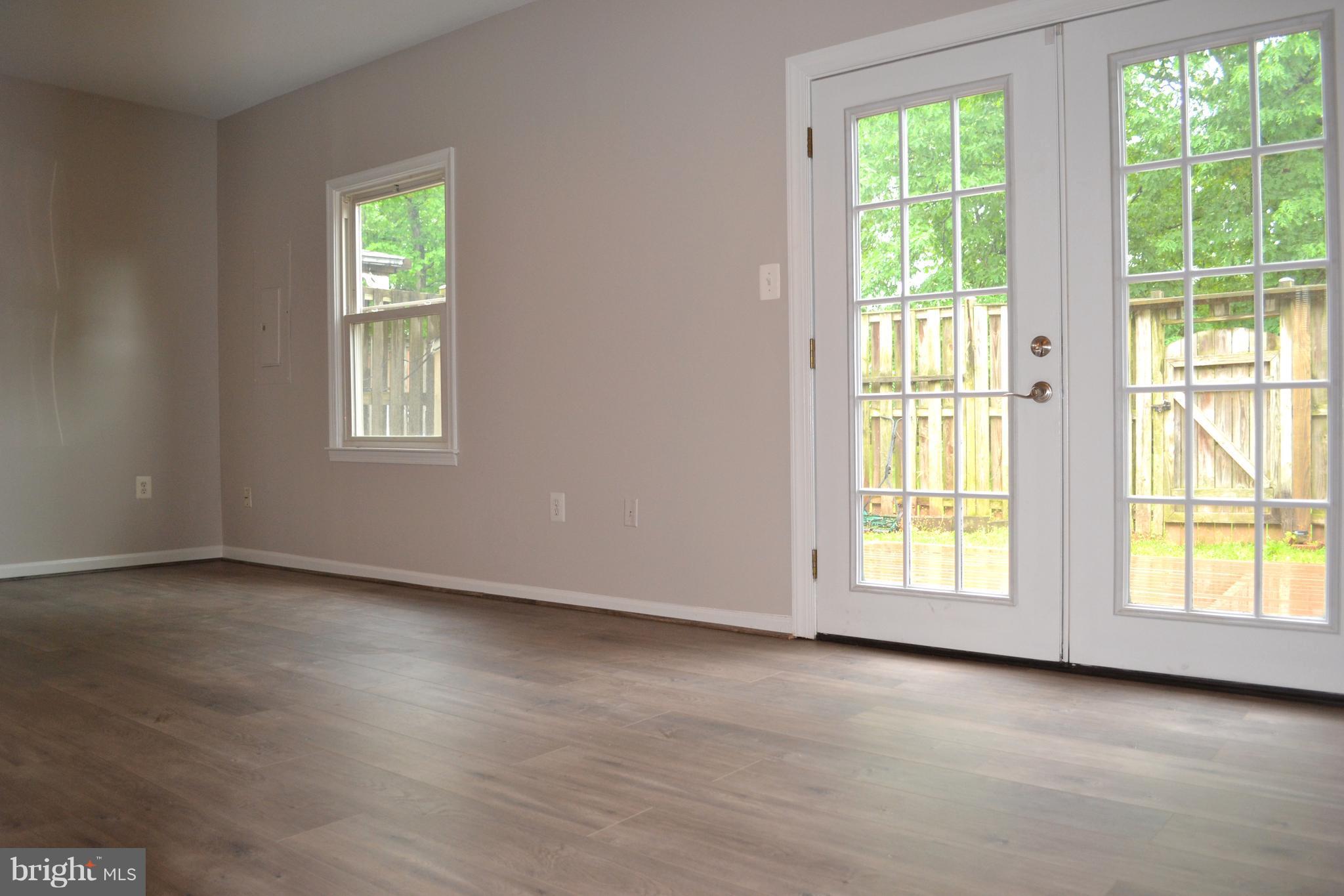 BRISTOE STATION - Residential