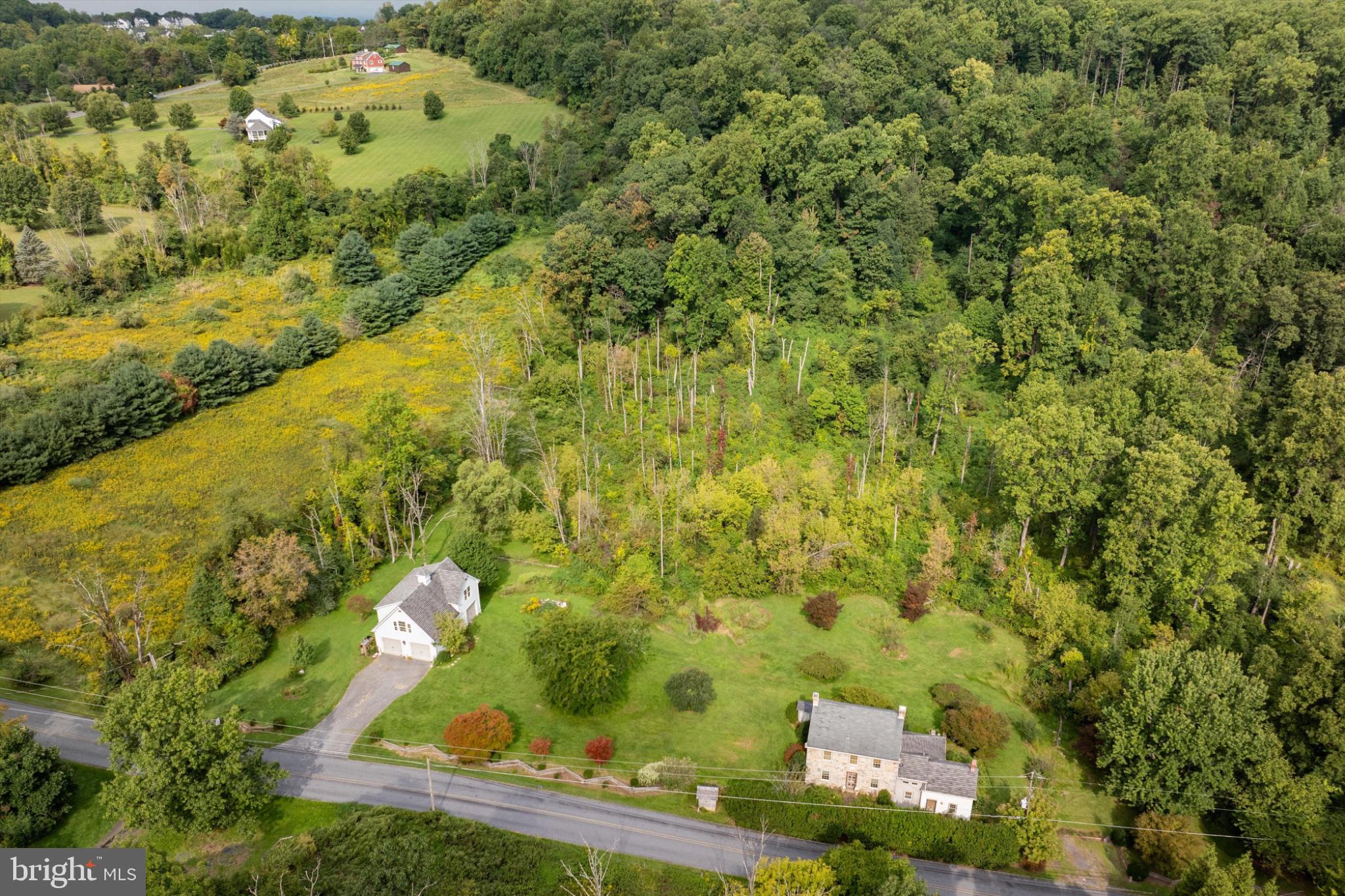 885 BROWNS DRIVE