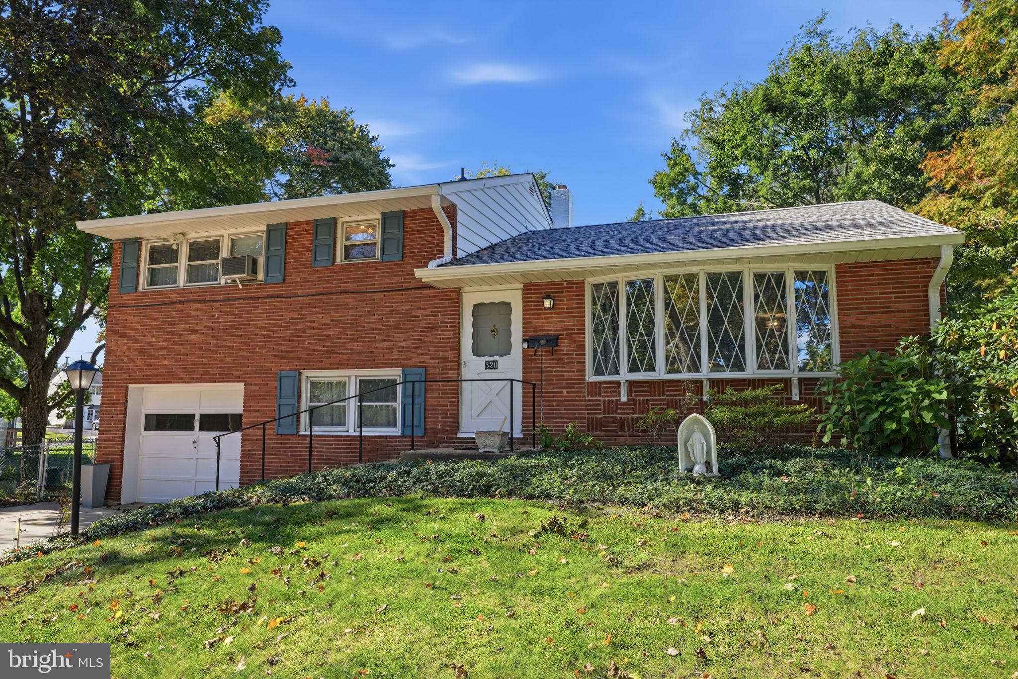 320 RUMPF AVENUE