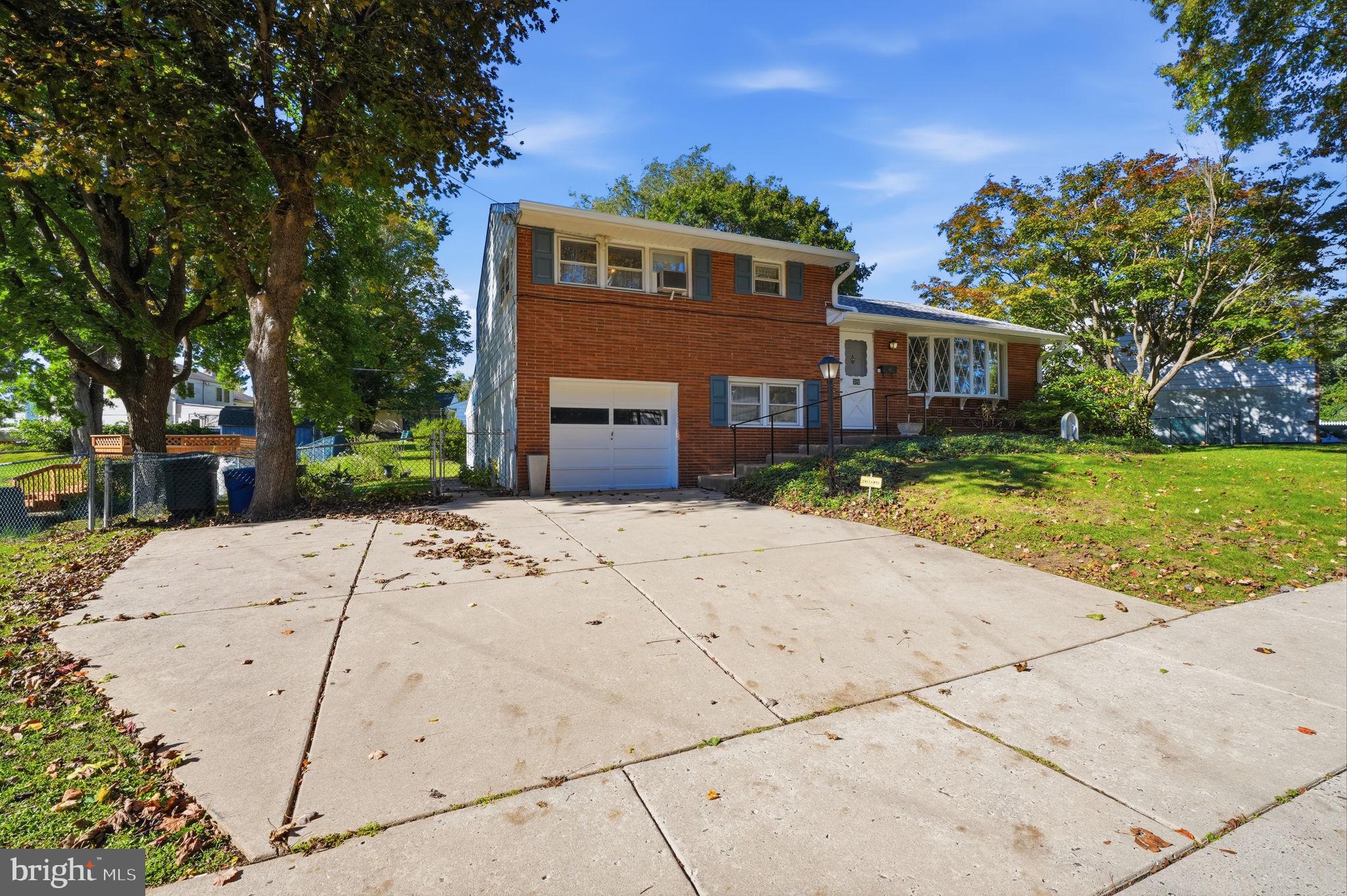 320 RUMPF AVENUE