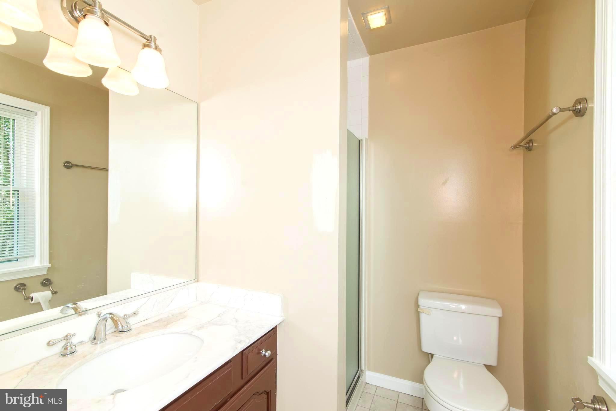 LOUTHAN SPRINGS - Farm