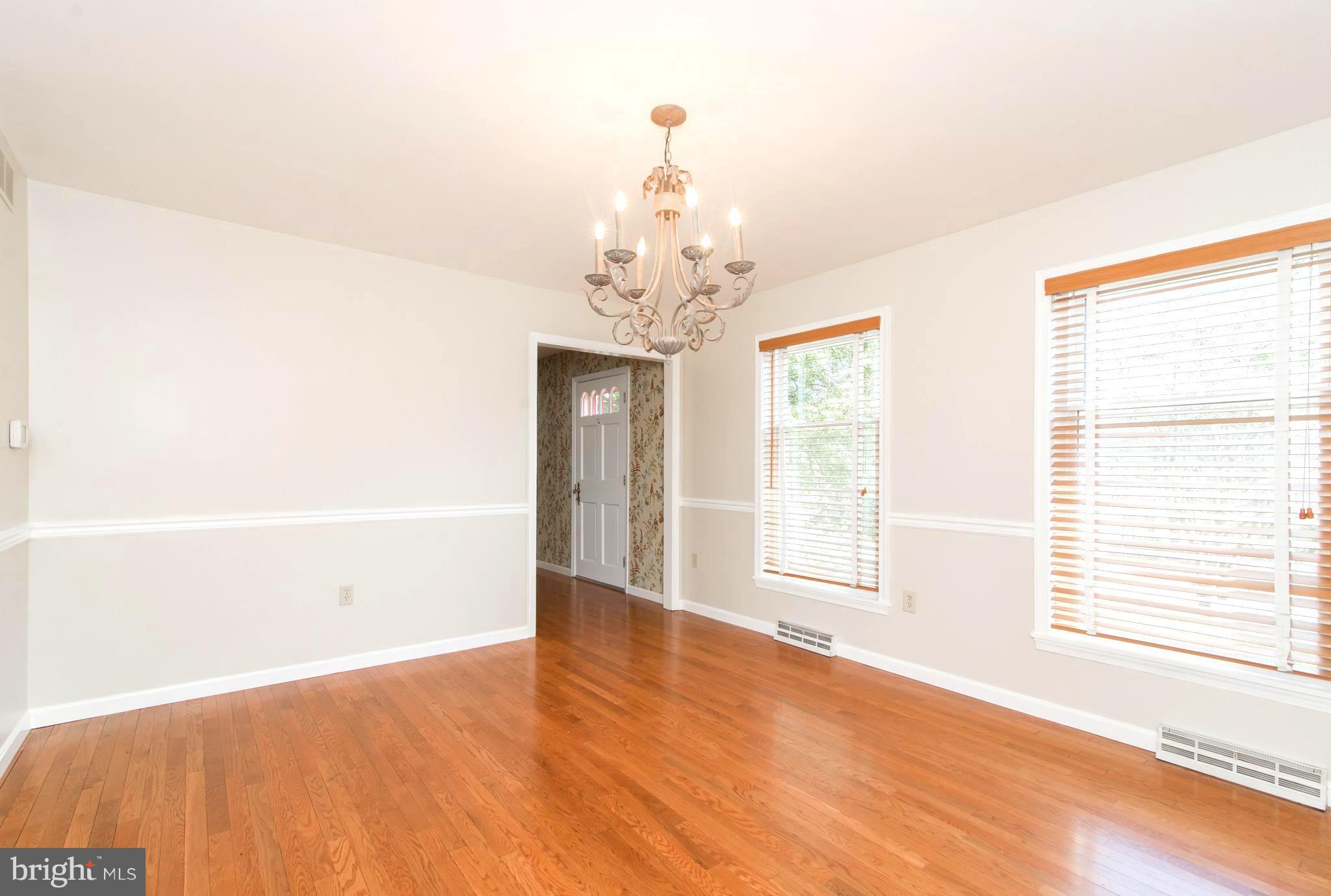 LOUTHAN SPRINGS - Farm