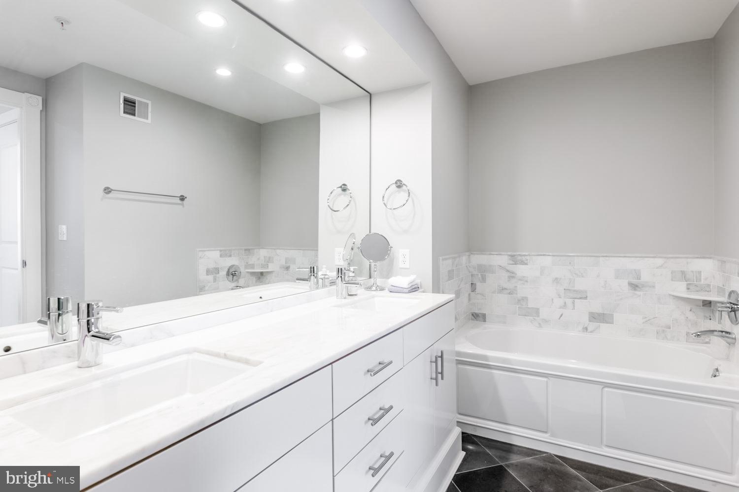 NORTH WASHINGTON ST COND - Residential Lease