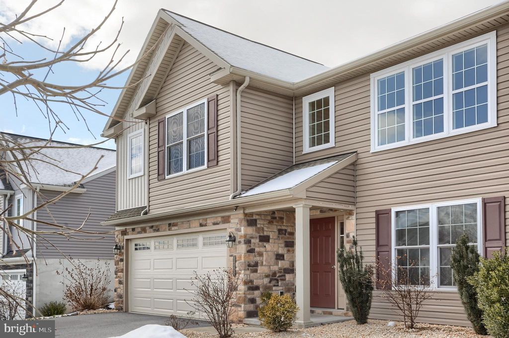 Photo of 125 Sage Boulevard, MIDDLETOWN, PA 17057 (MLS # PADA2056934)