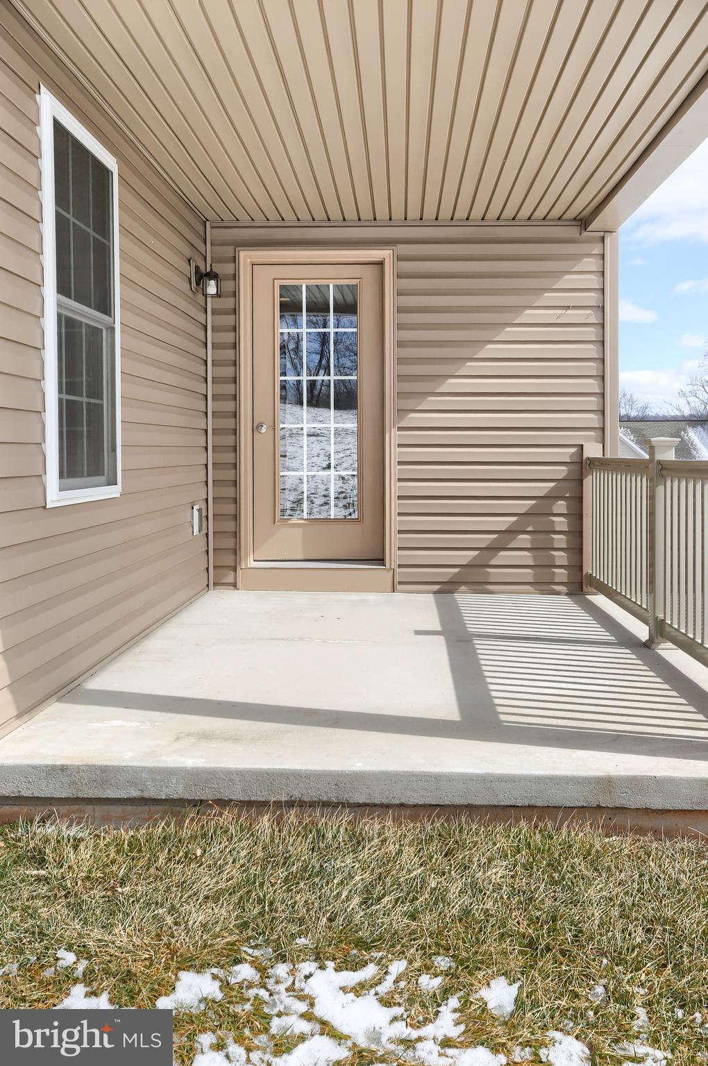 WOODLAND HILLS - Residential