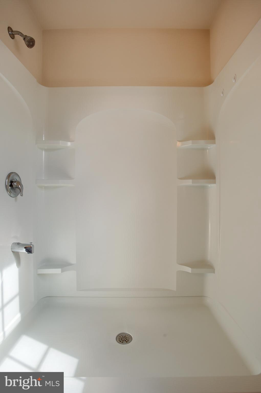 WOODLAND HILLS - Residential