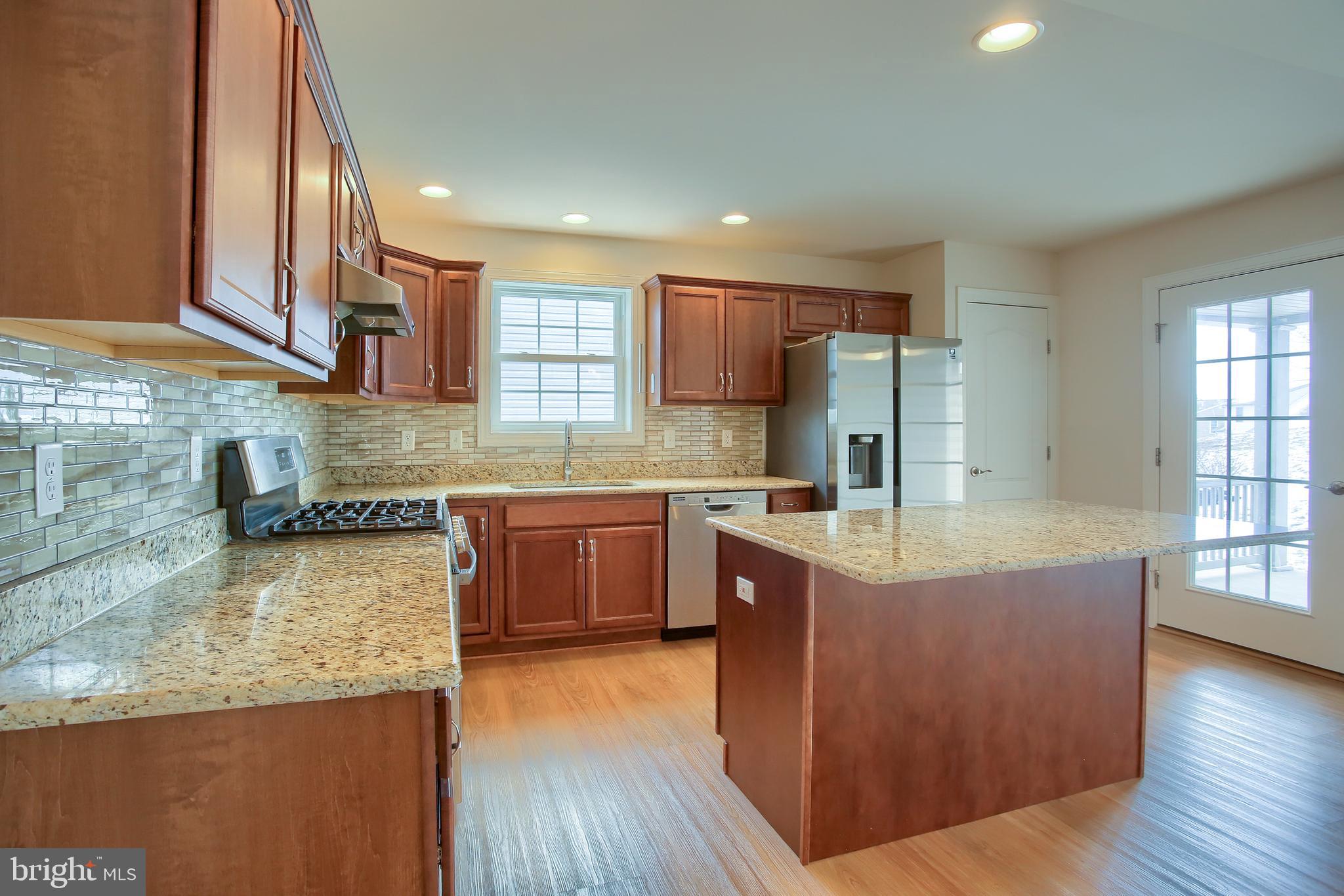 WOODLAND HILLS - Residential