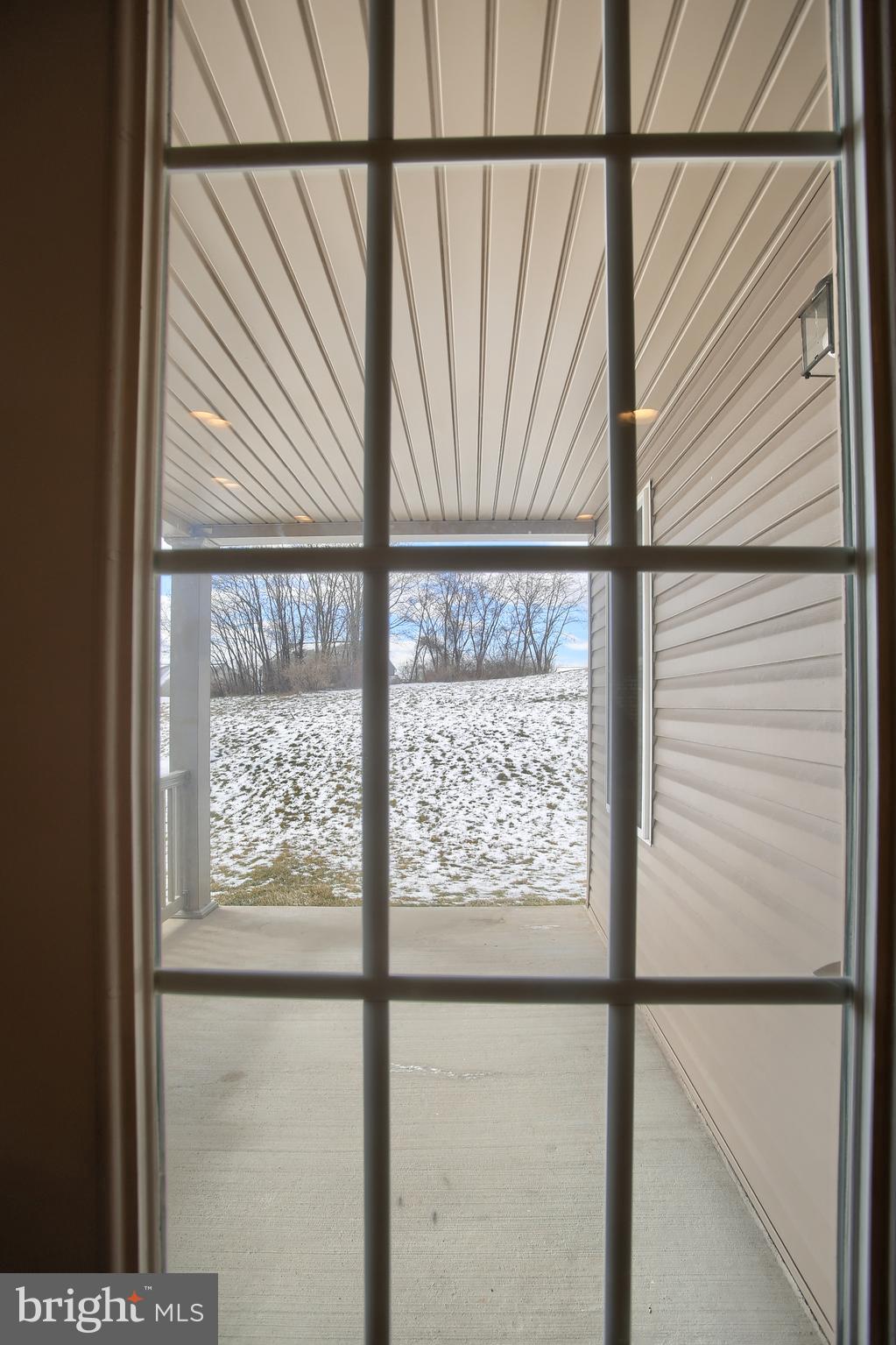 WOODLAND HILLS - Residential