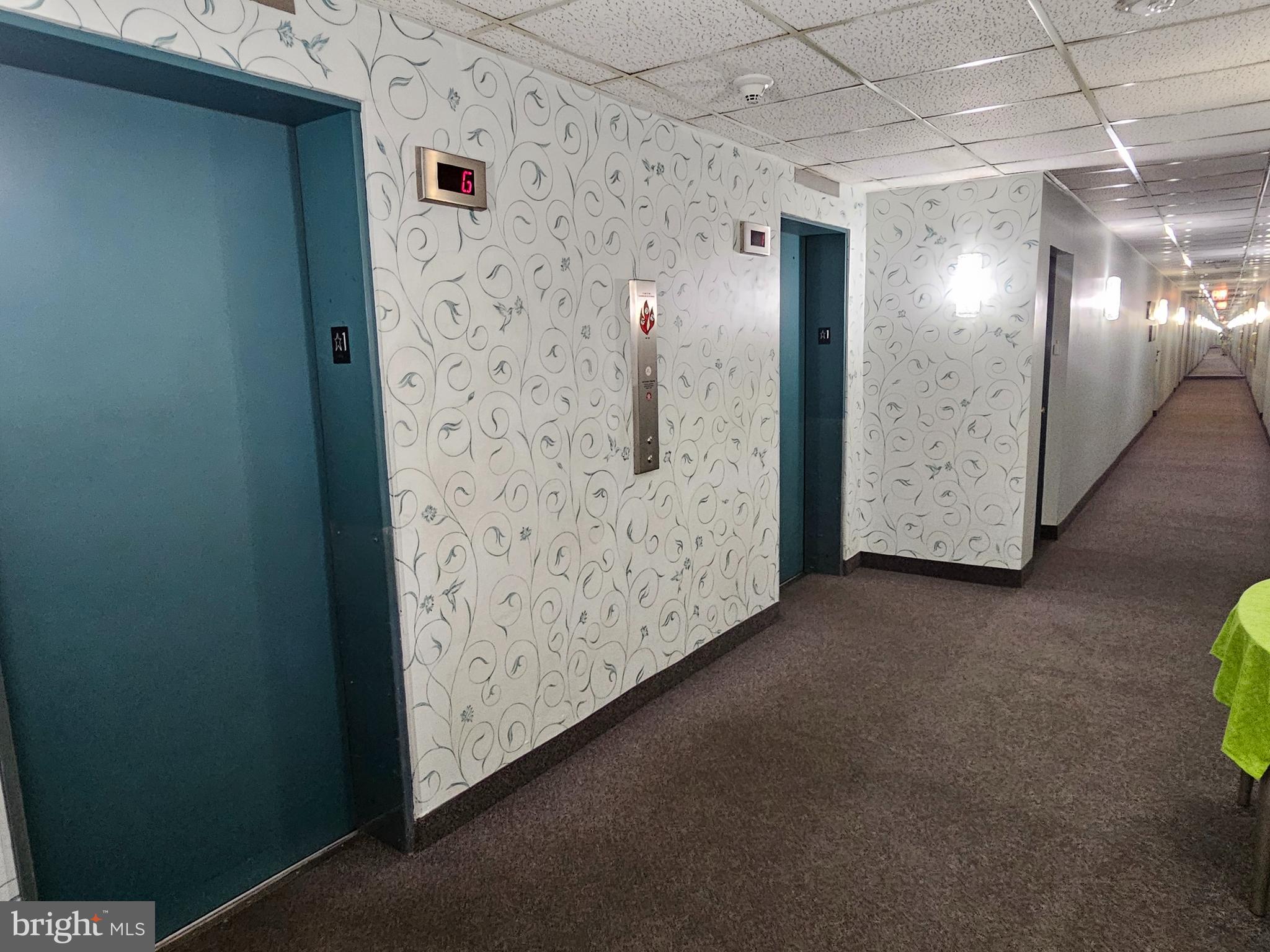 HUMMINGBIRD HILL - Residential Lease