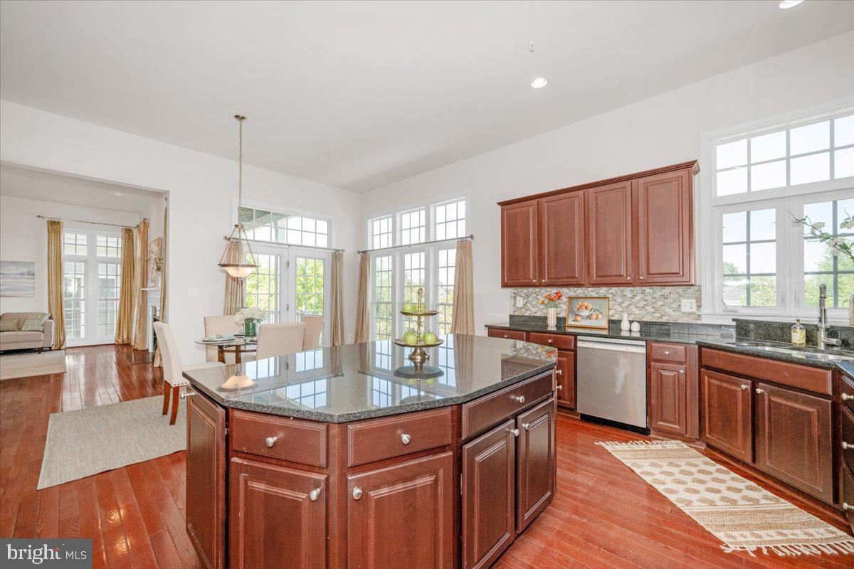 POTOMAC EDGE - Residential