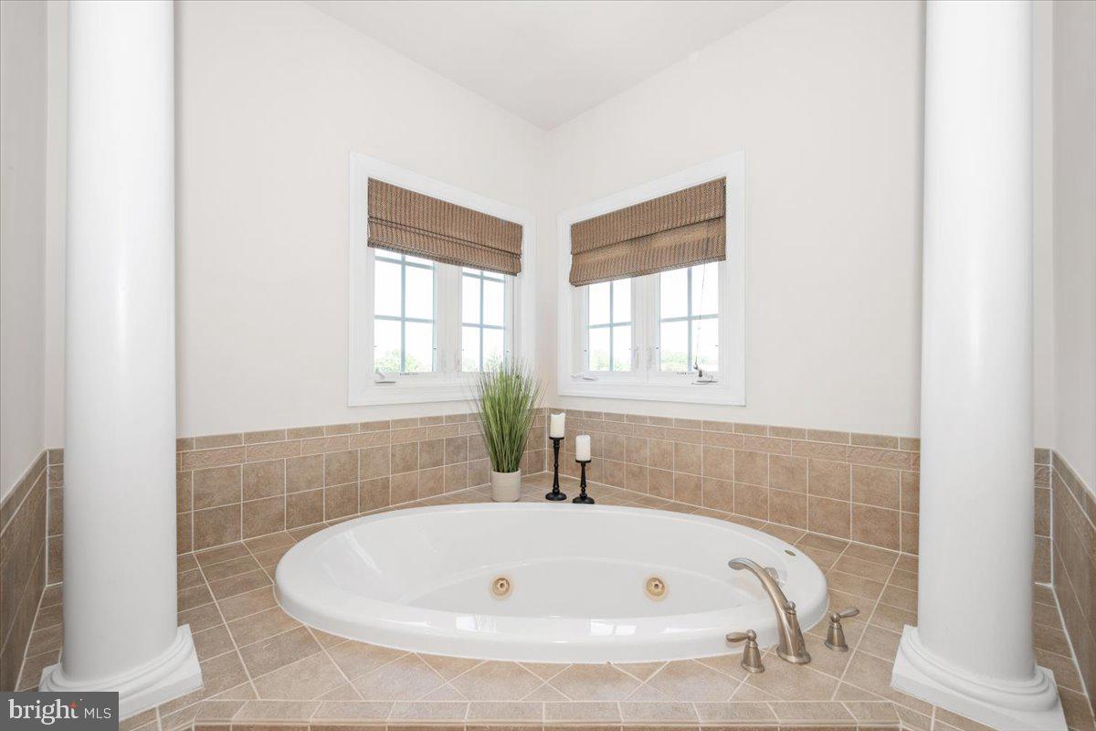 POTOMAC EDGE - Residential