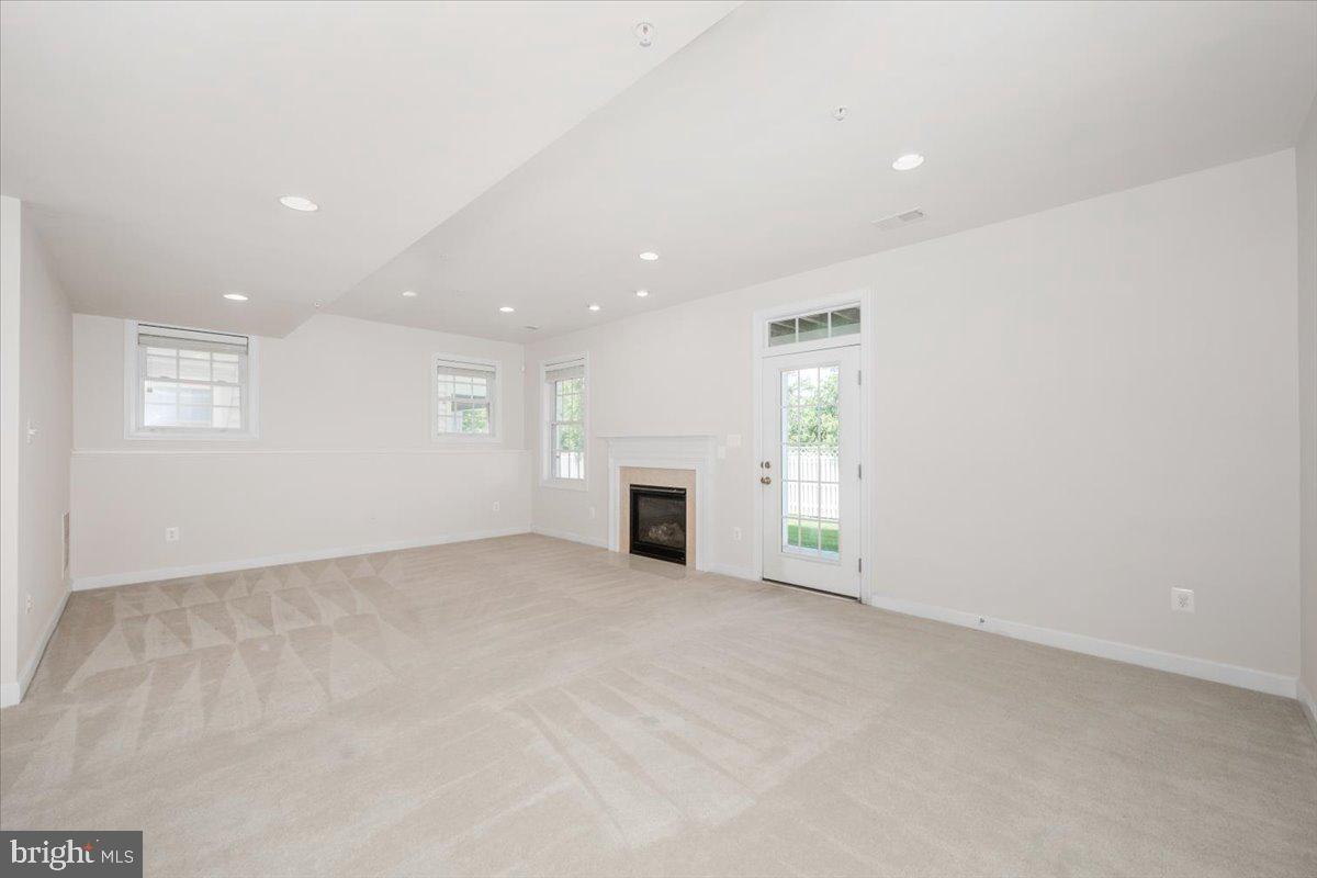 POTOMAC EDGE - Residential
