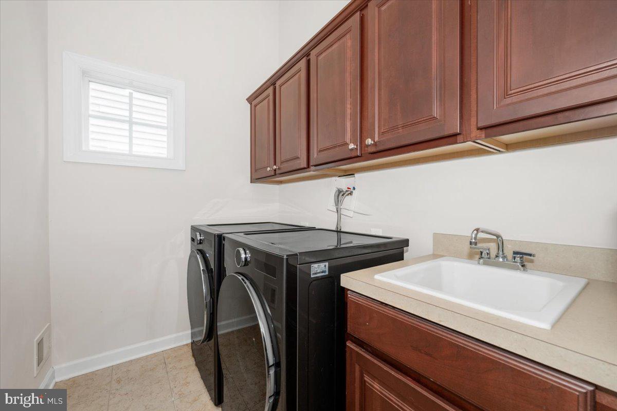 POTOMAC EDGE - Residential