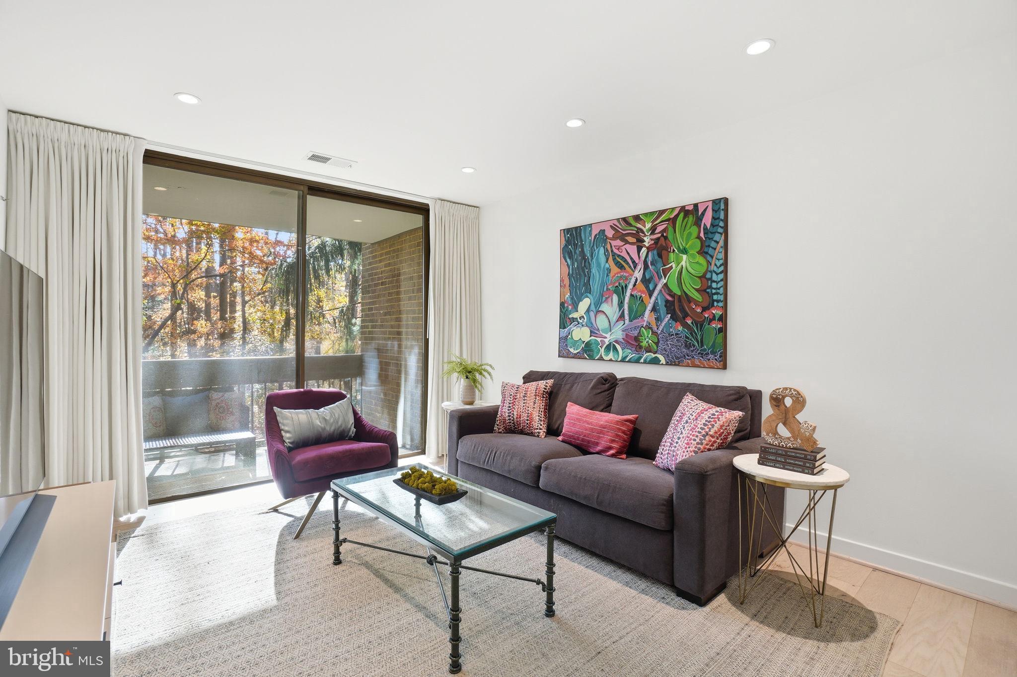 SUMNER VILLAGE - Residential