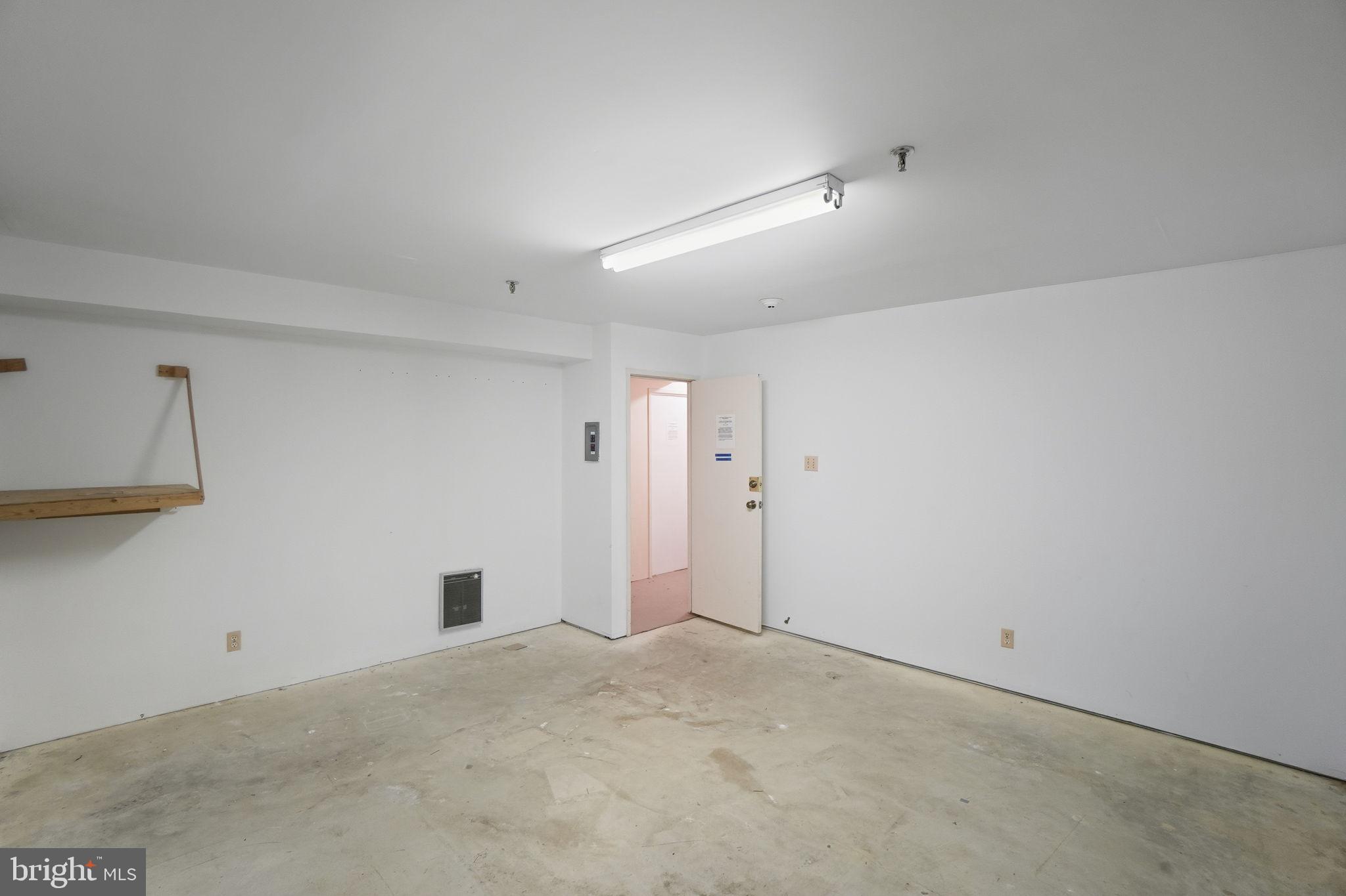 SUMNER VILLAGE - Residential