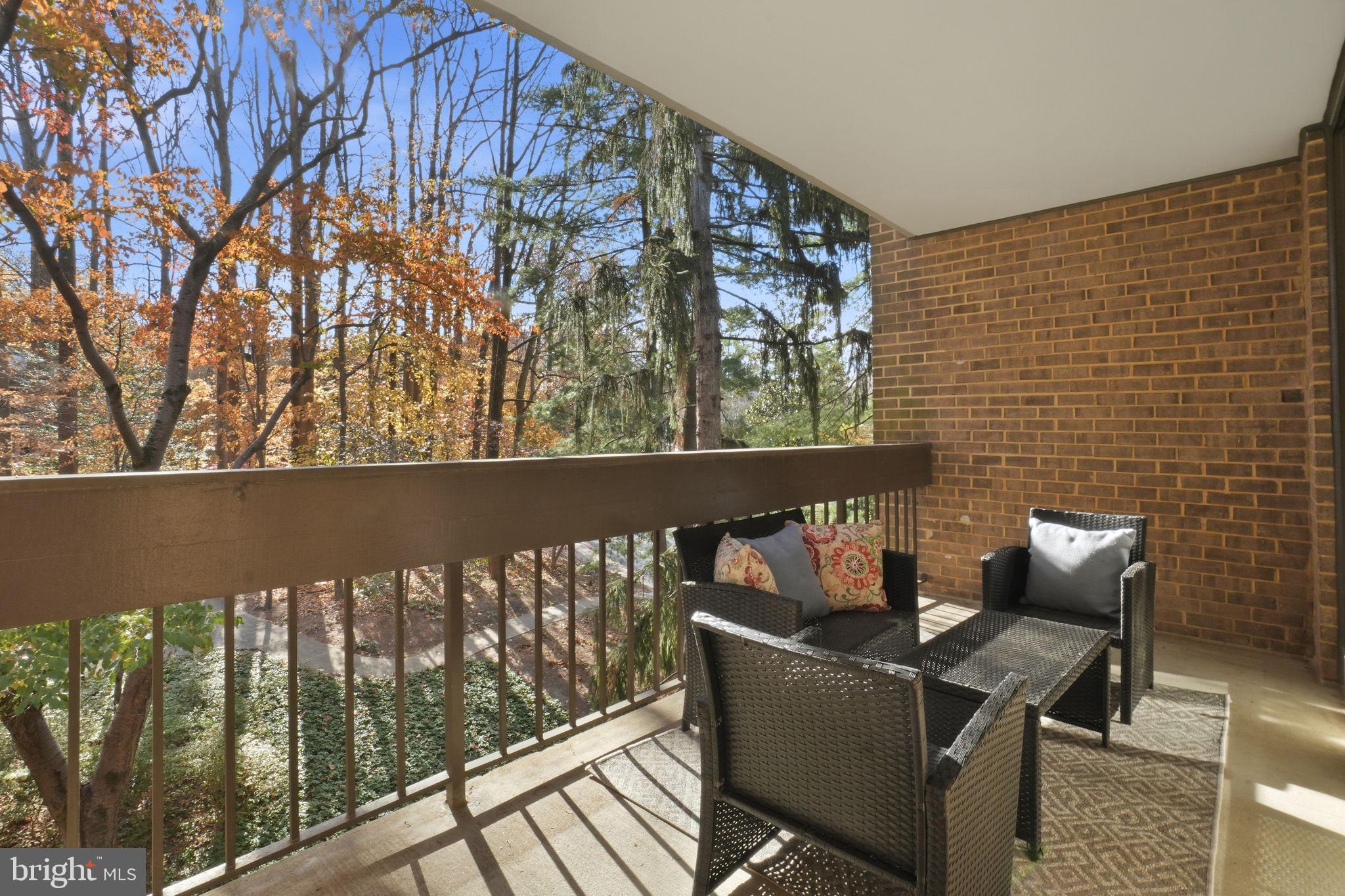 SUMNER VILLAGE - Residential