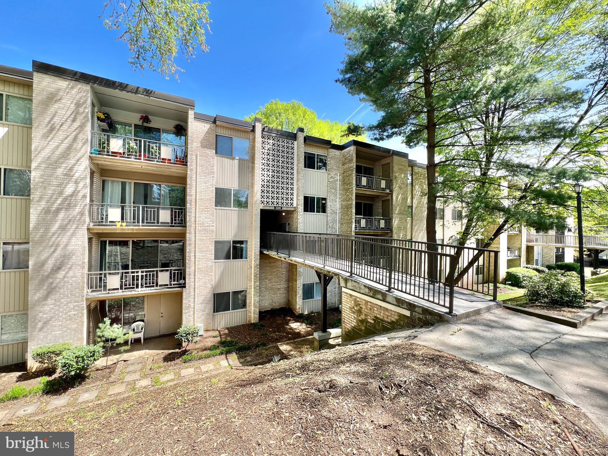 BETHESDA PARK - Residential