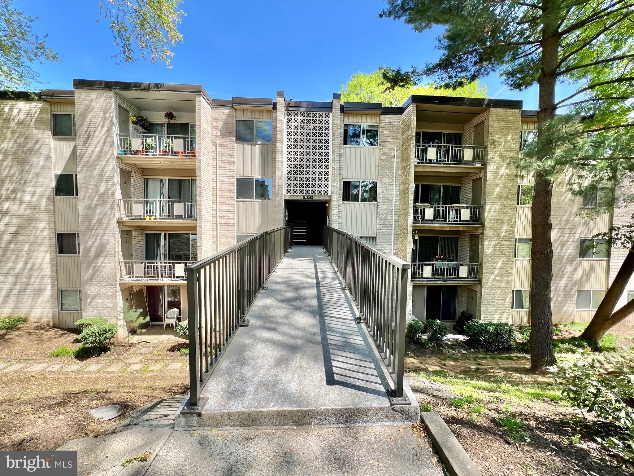 BETHESDA PARK - Residential