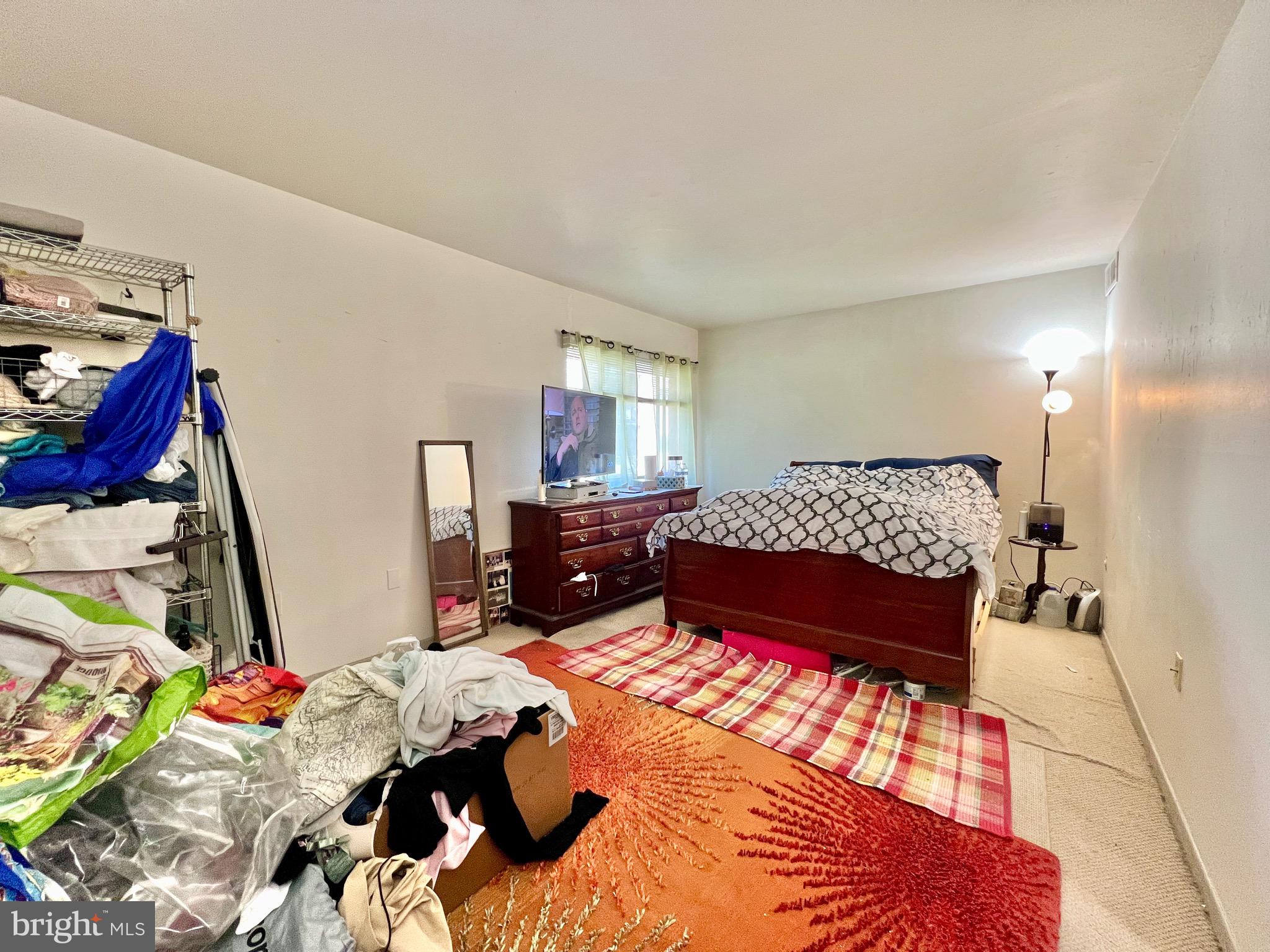 BETHESDA PARK - Residential