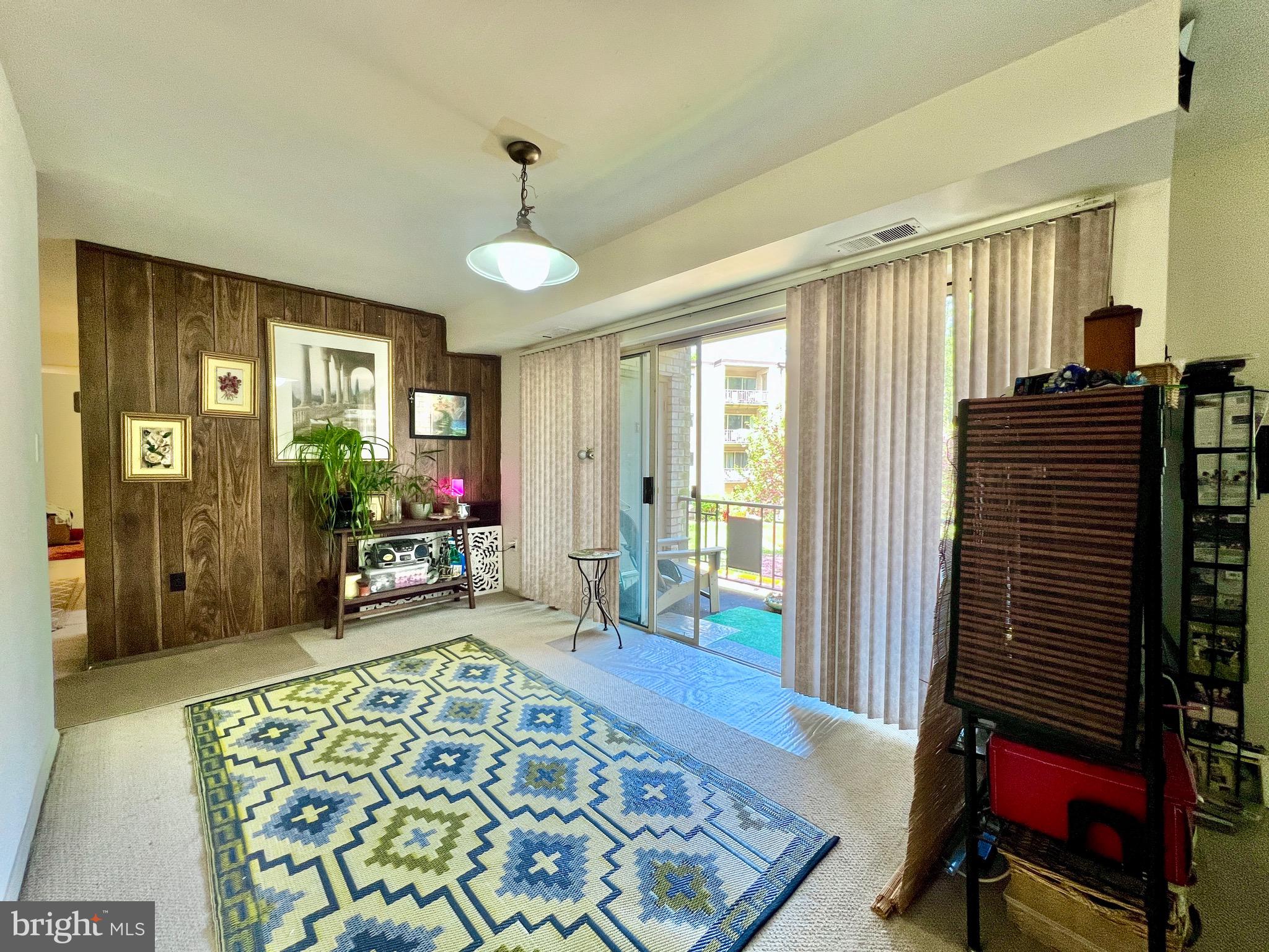 BETHESDA PARK - Residential