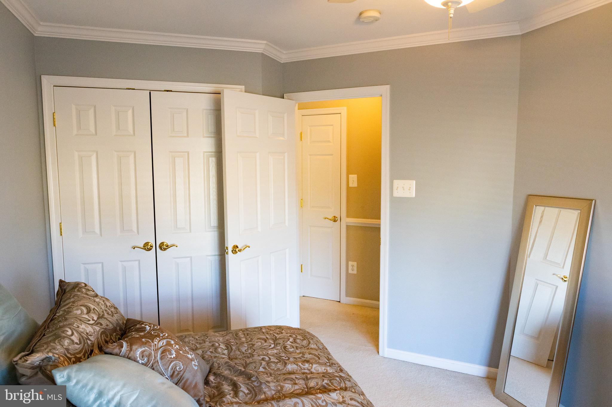 JACOBS WOODS - Residential