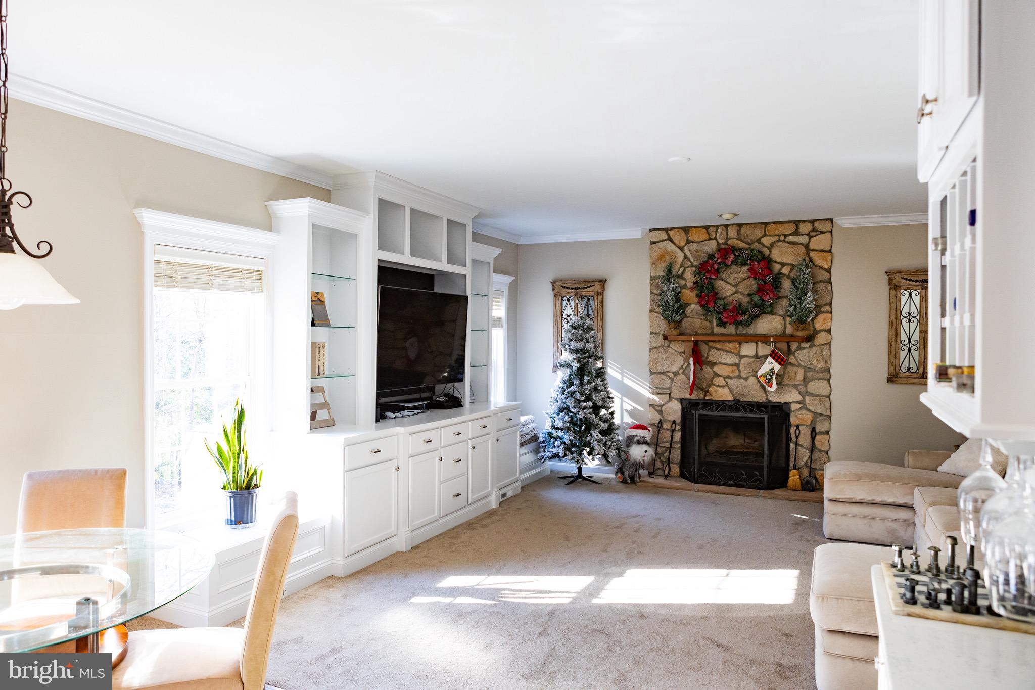 JACOBS WOODS - Residential