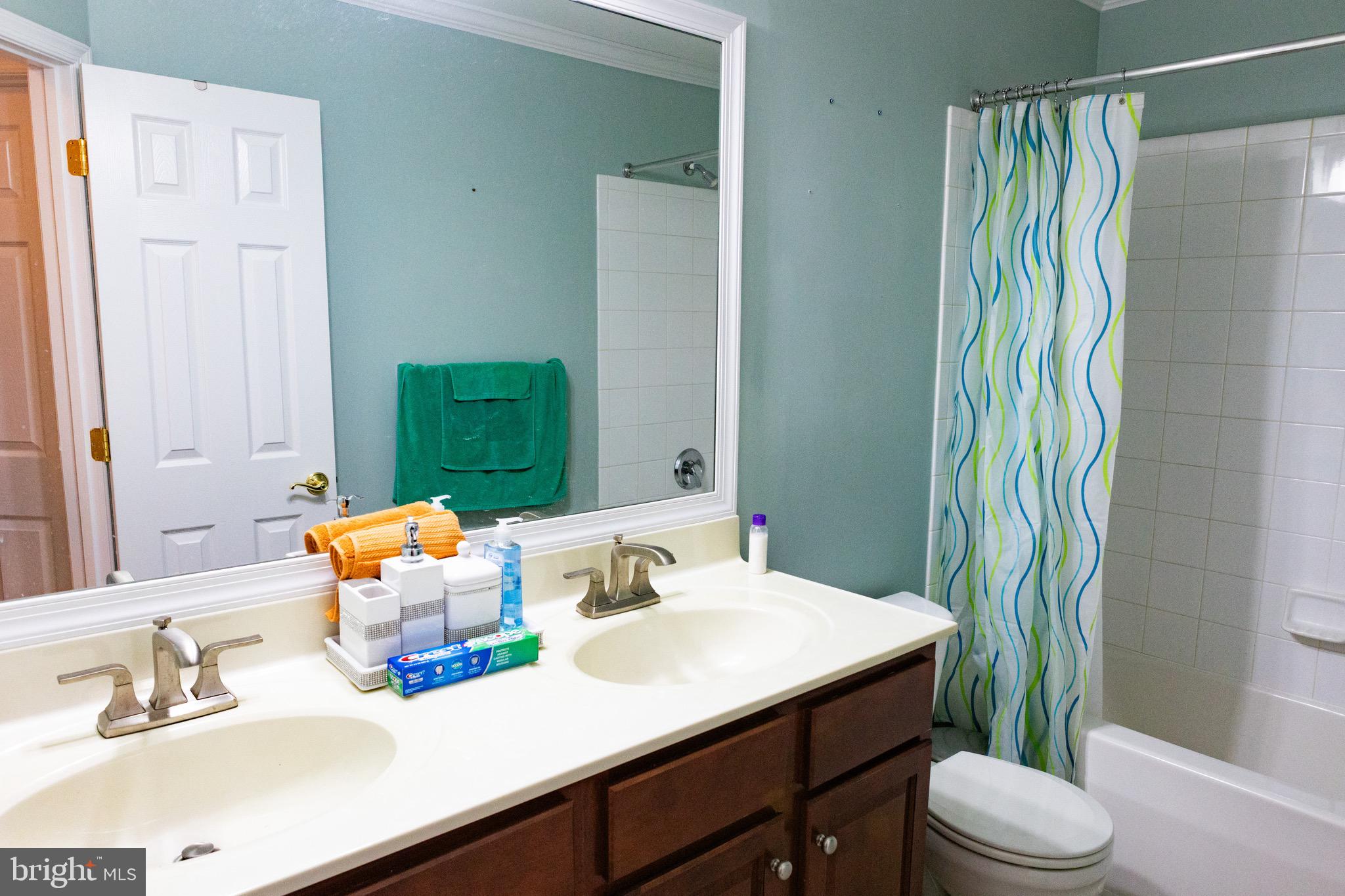 JACOBS WOODS - Residential