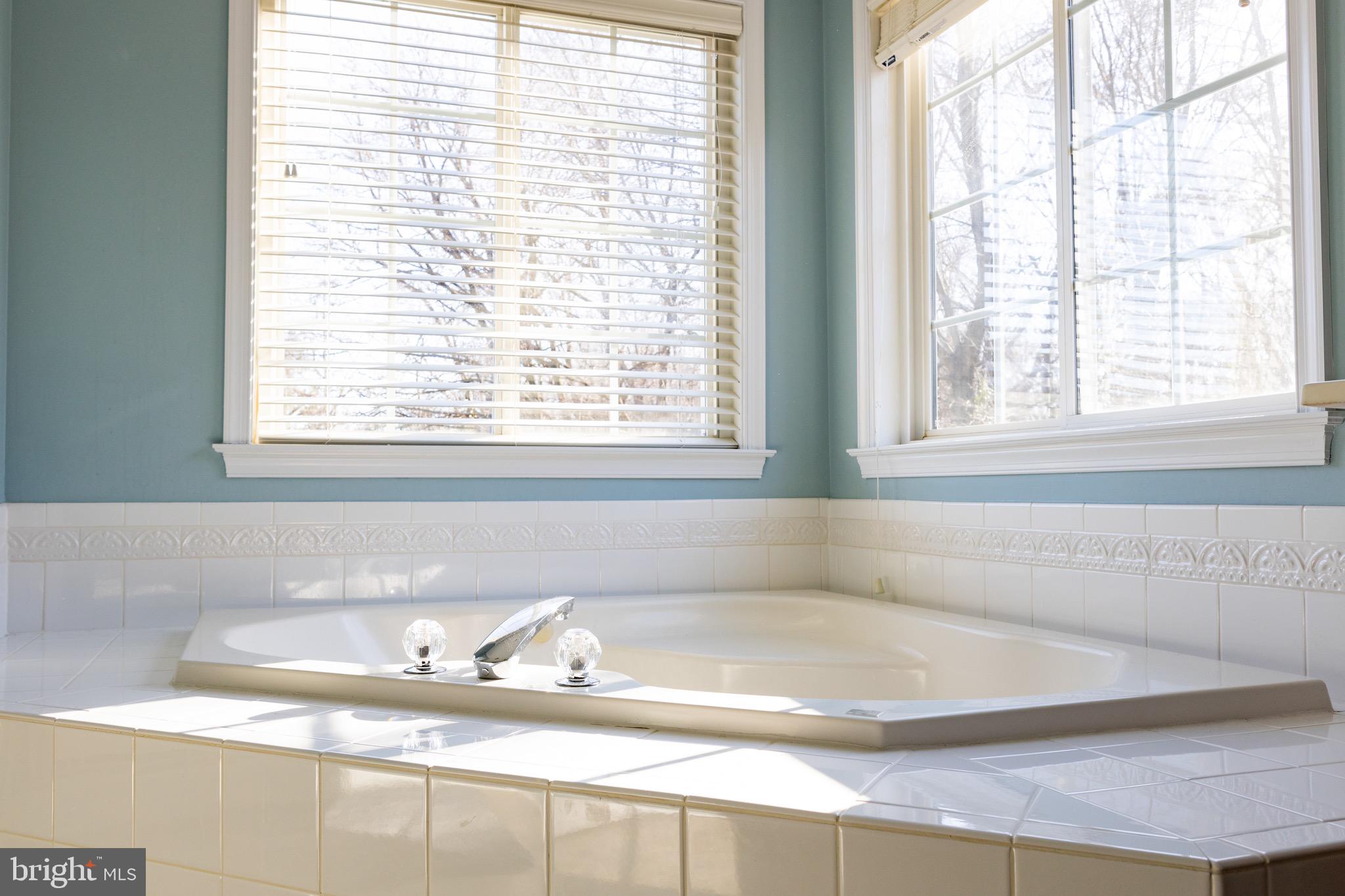 JACOBS WOODS - Residential