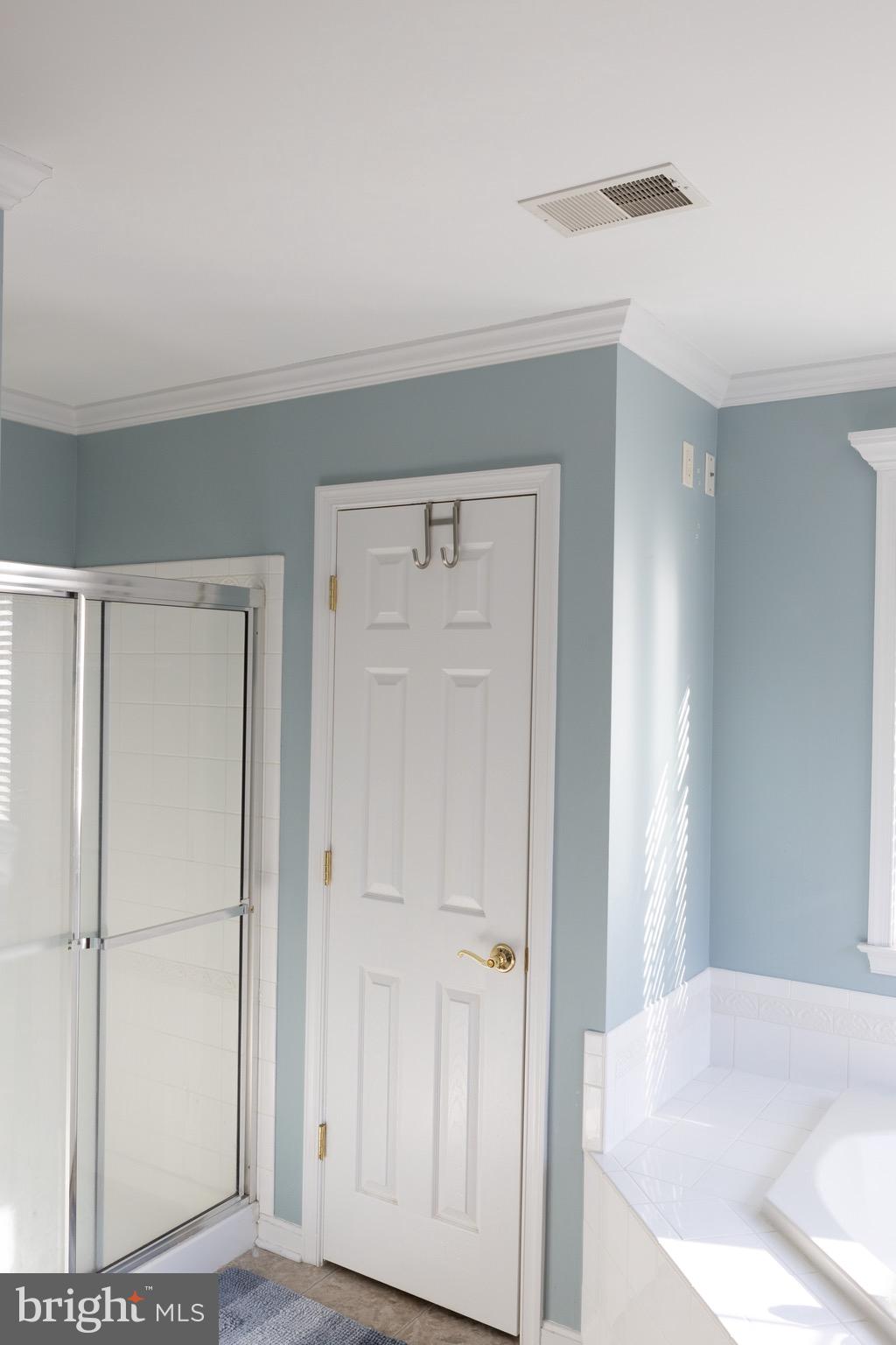 JACOBS WOODS - Residential