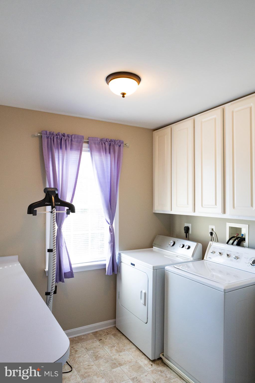 JACOBS WOODS - Residential