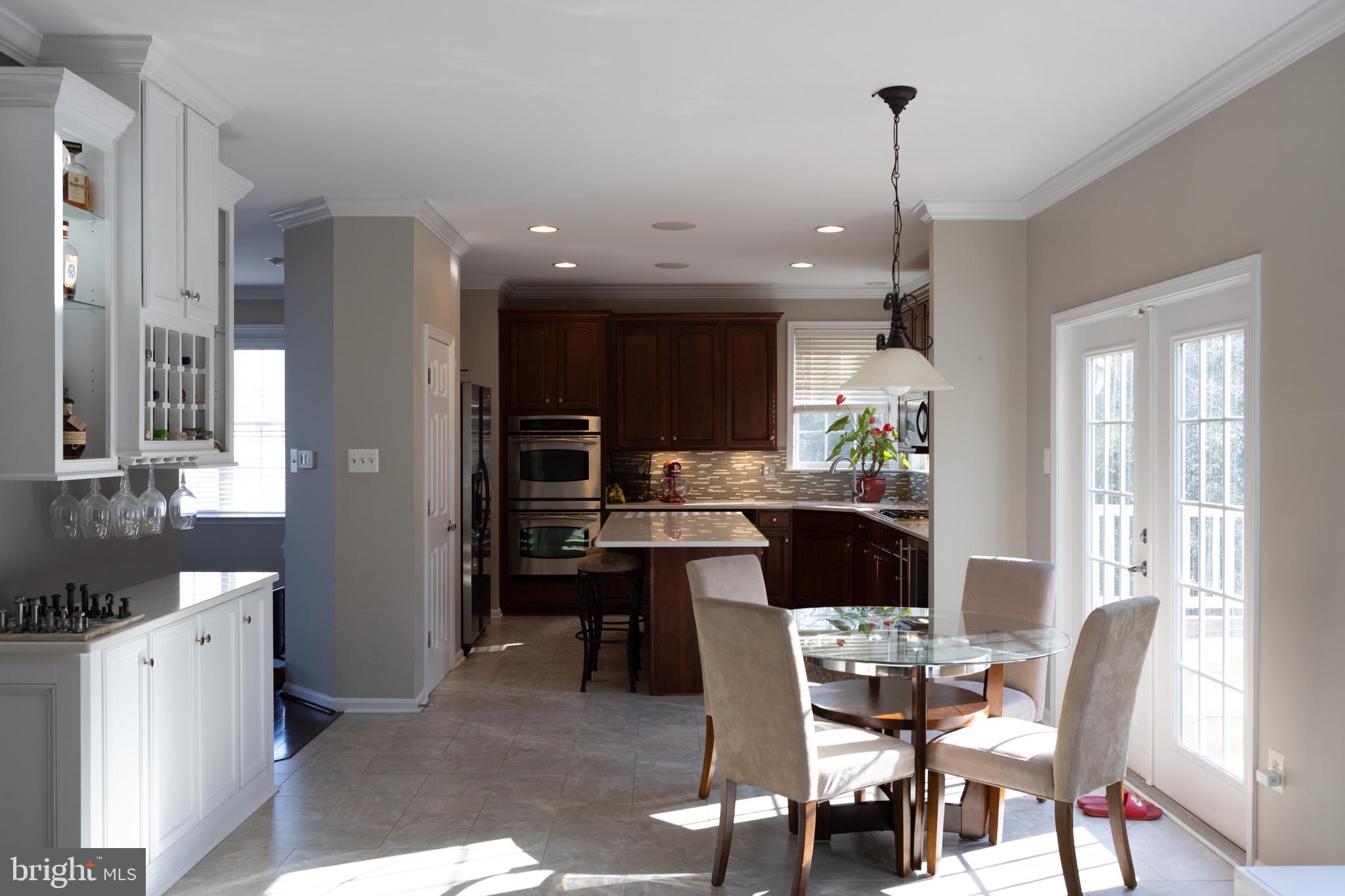 JACOBS WOODS - Residential