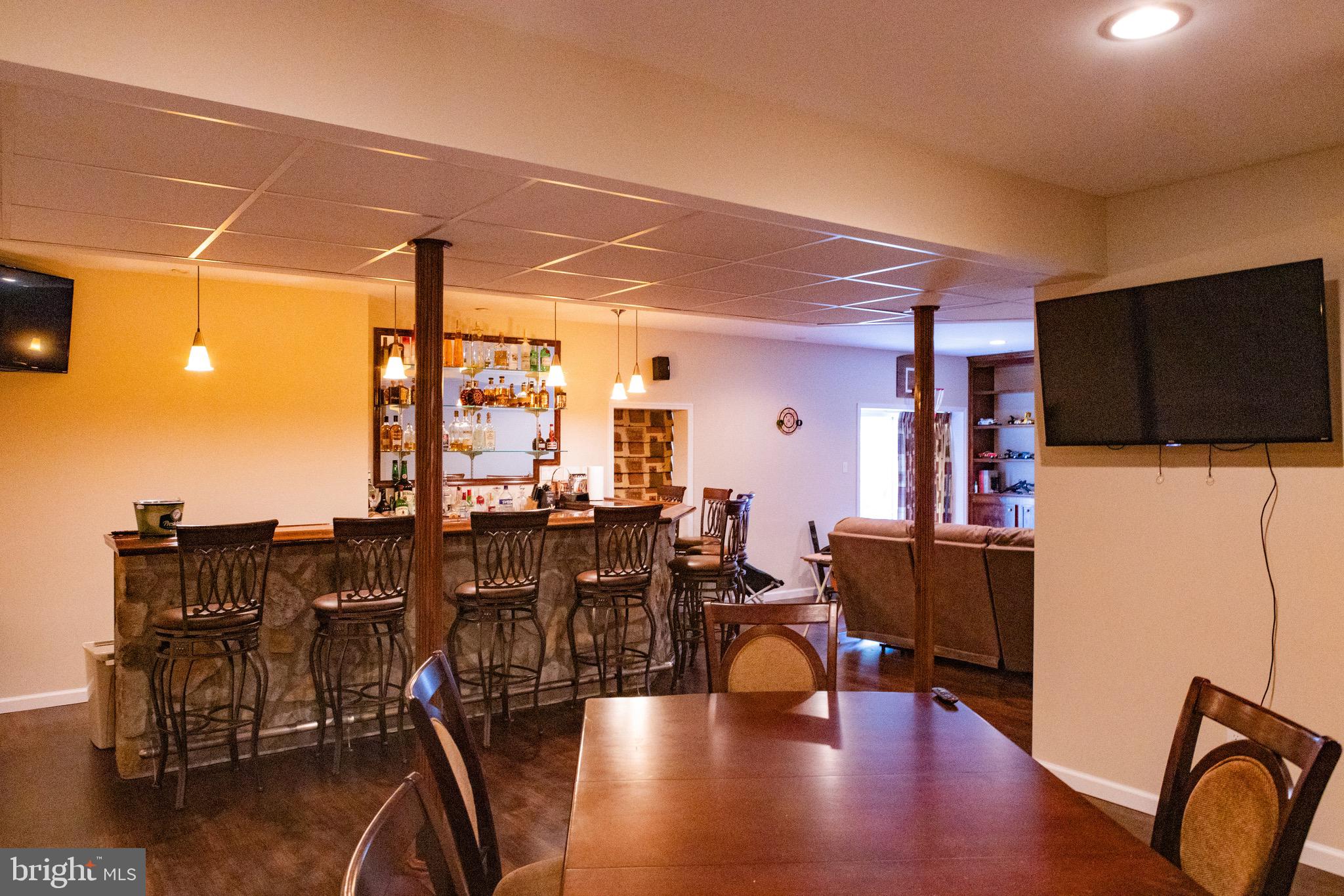 JACOBS WOODS - Residential