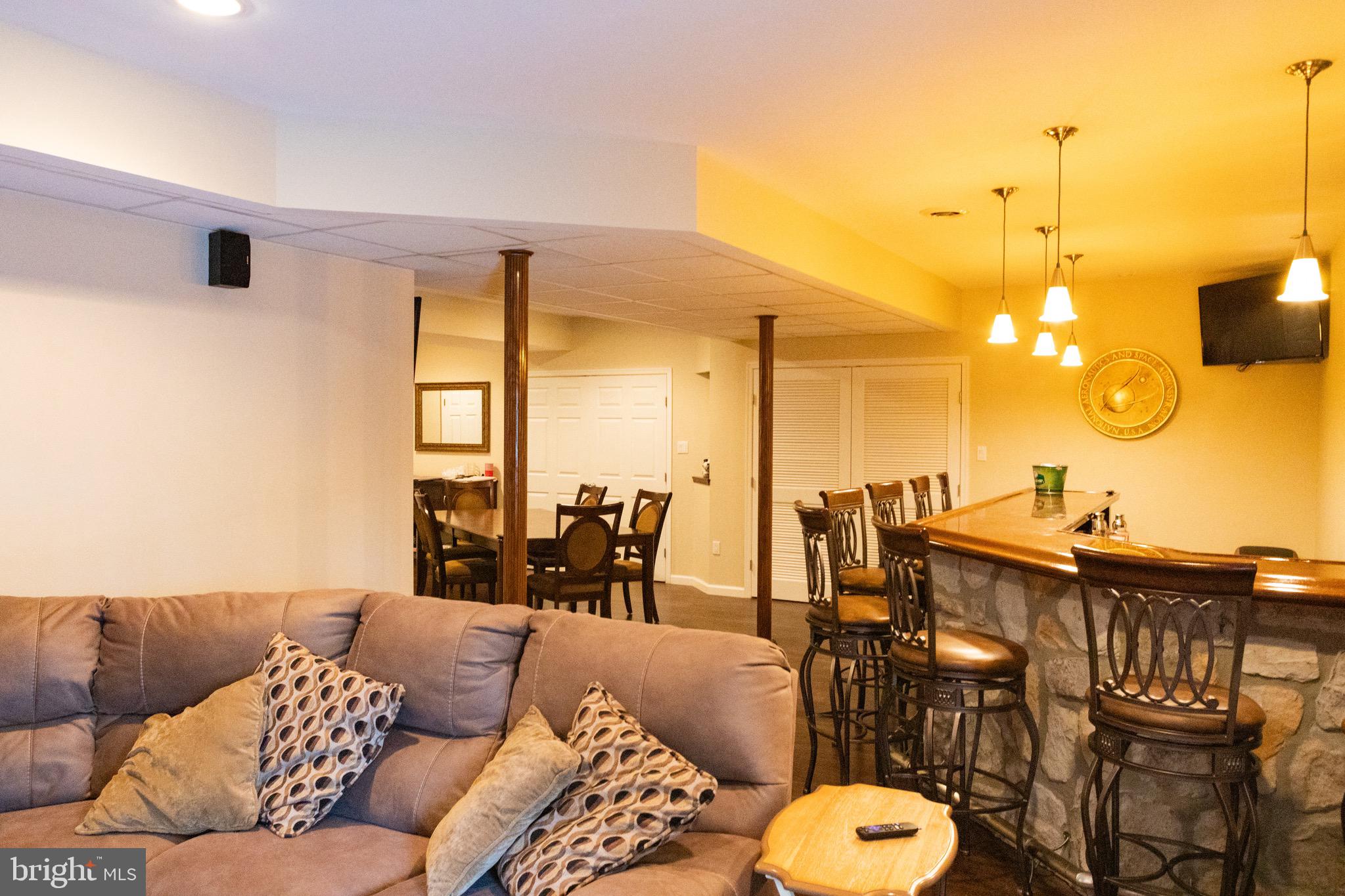 JACOBS WOODS - Residential