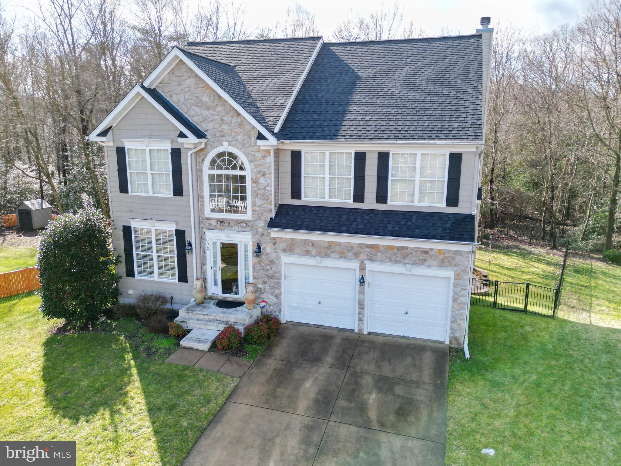 JACOBS WOODS - Residential