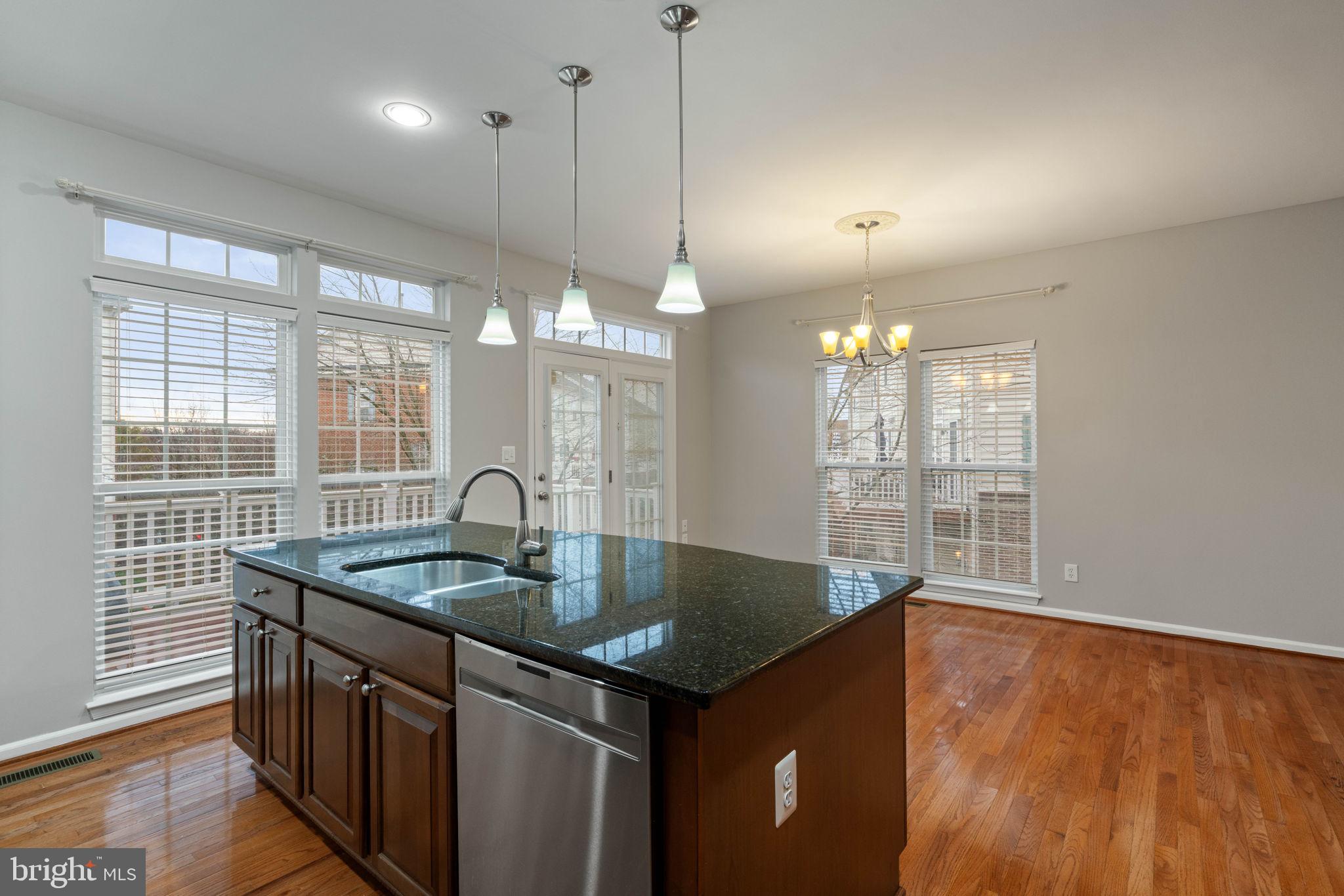 POTOMAC CLUB - Residential