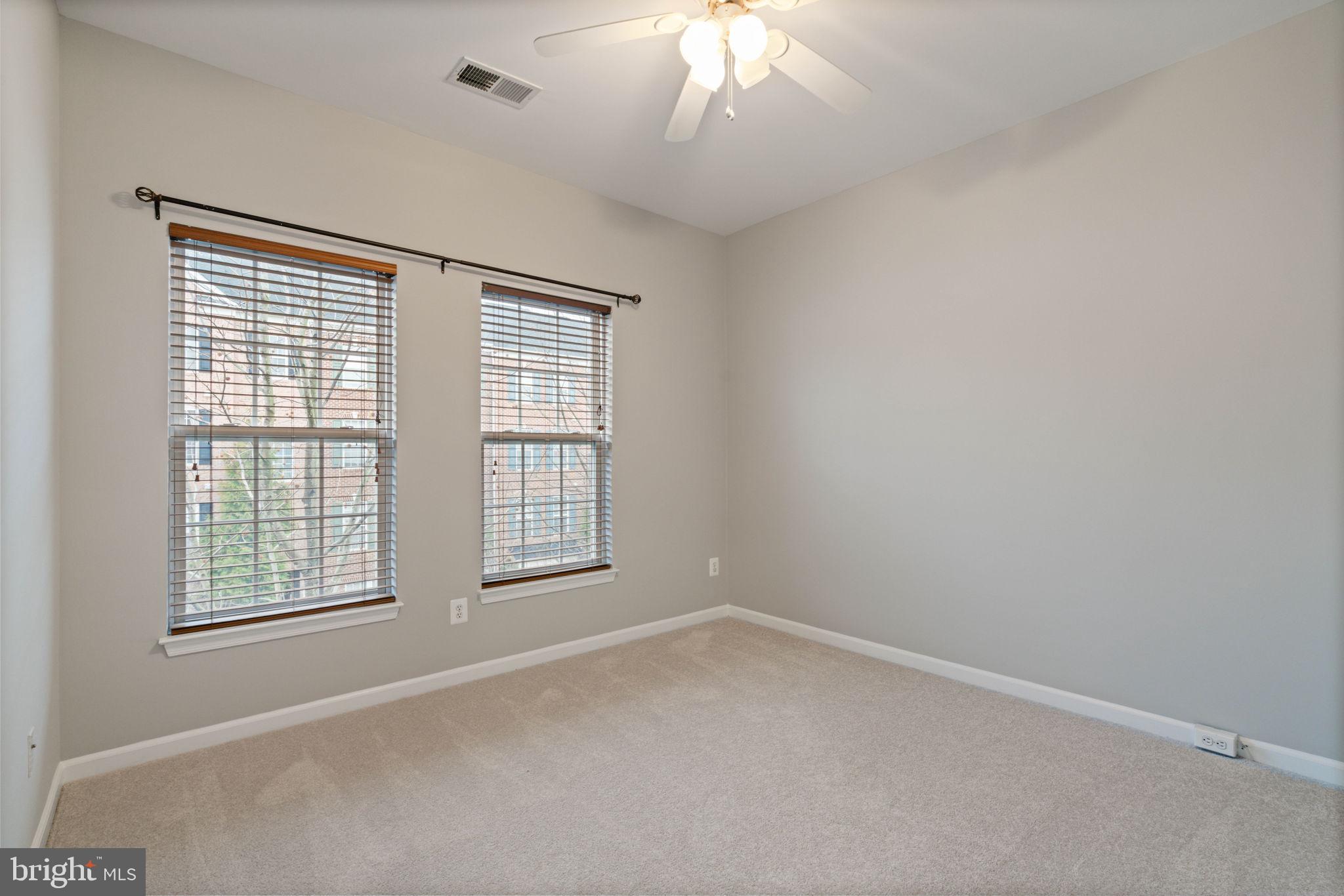 POTOMAC CLUB - Residential