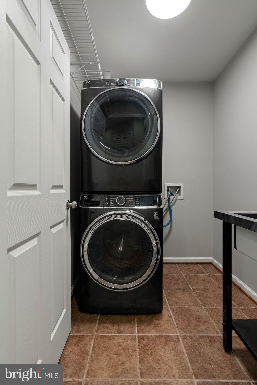 POTOMAC CLUB - Residential