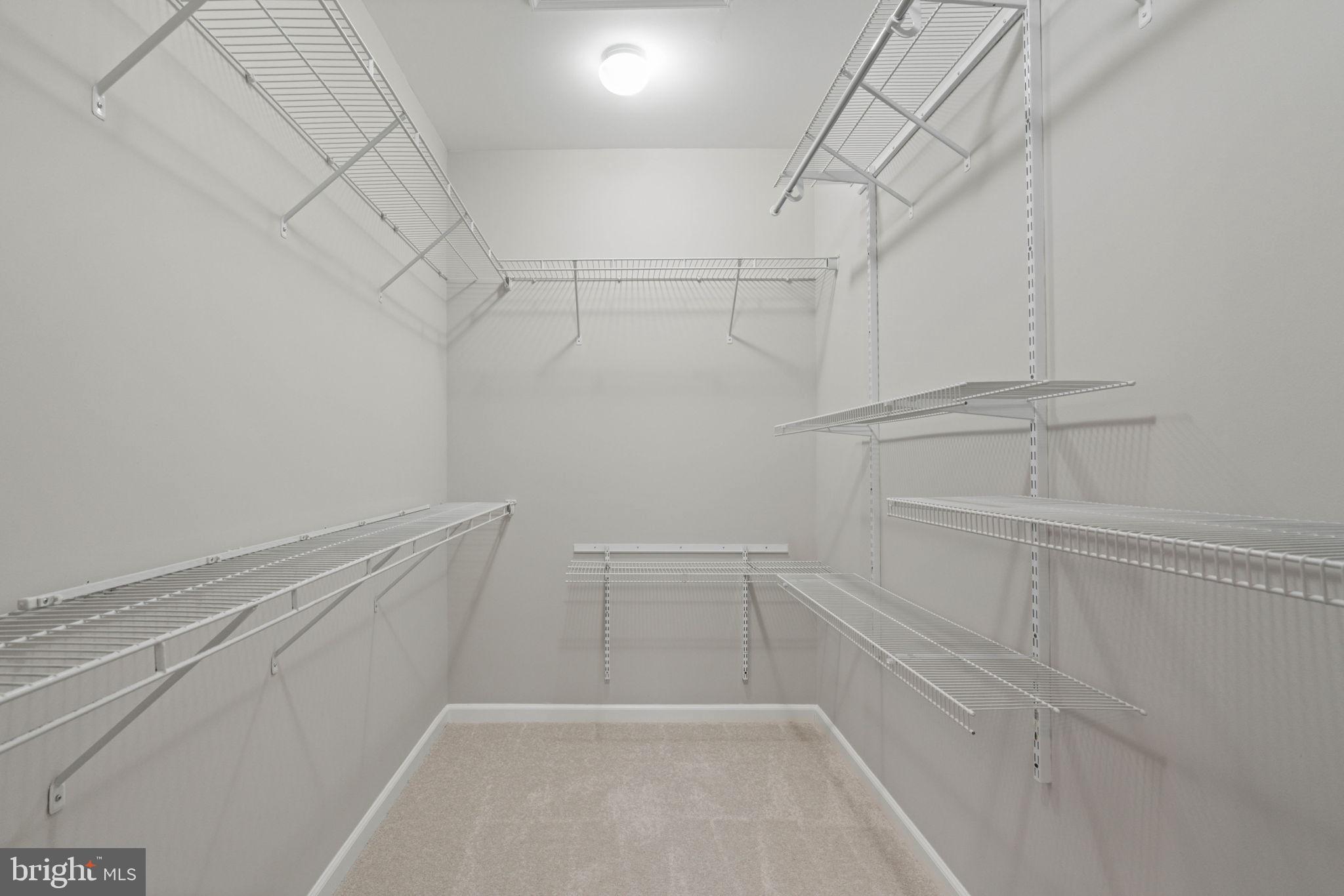 POTOMAC CLUB - Residential