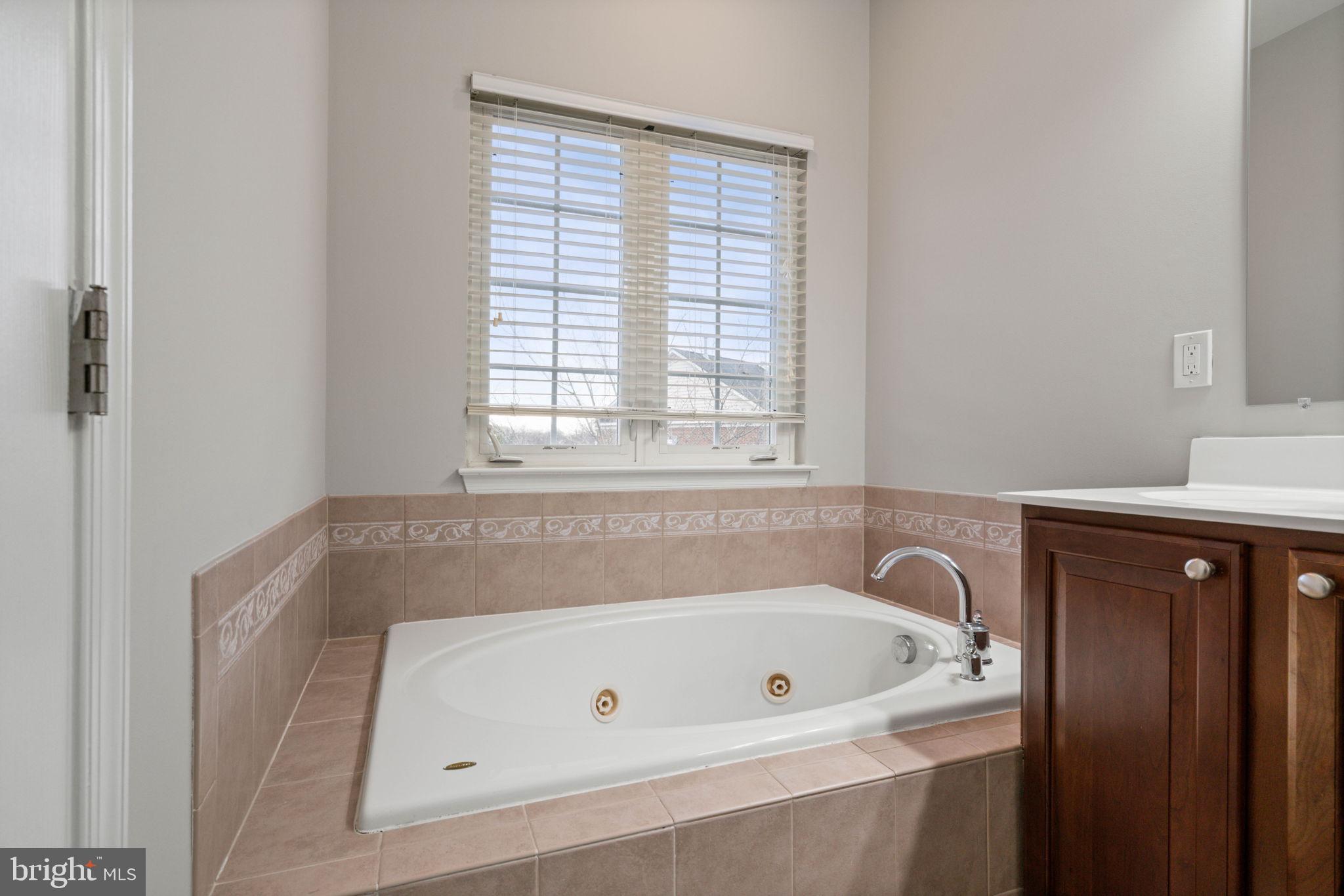 POTOMAC CLUB - Residential