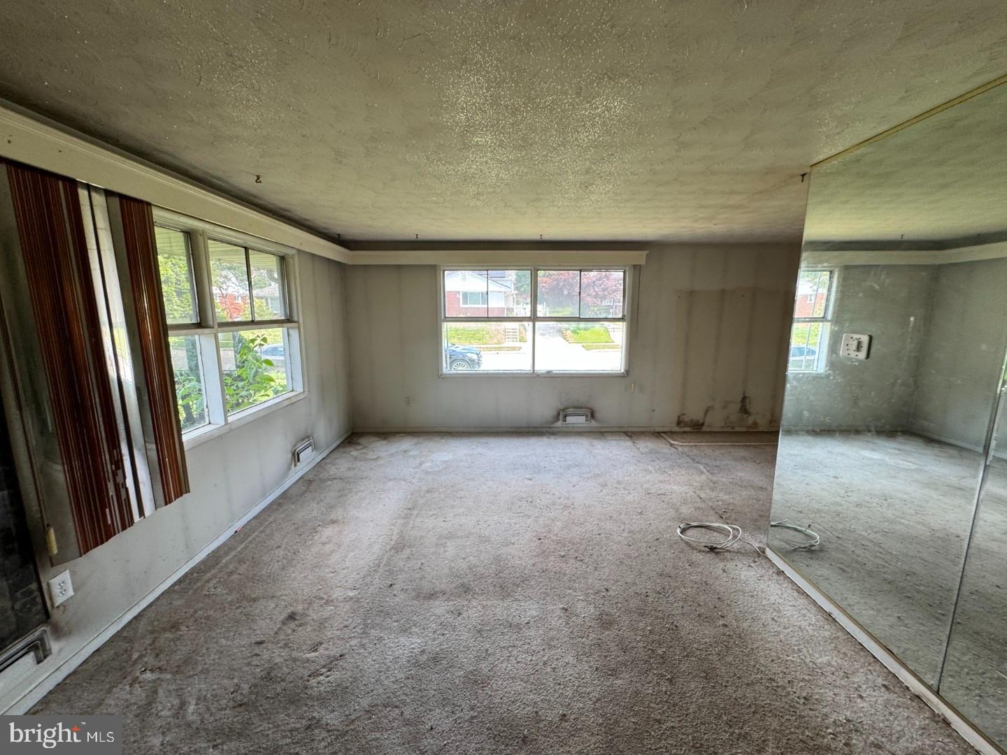 3426 DAYTA DRIVE