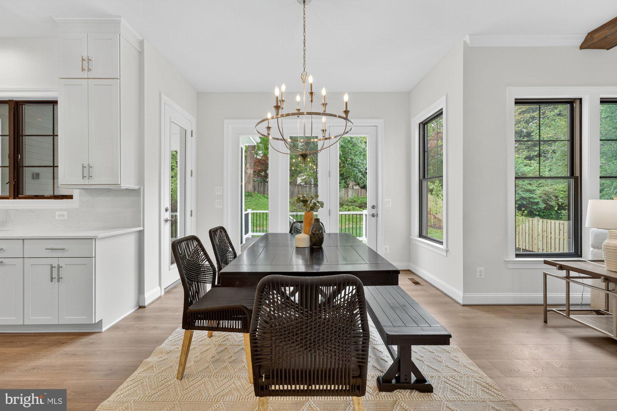 VIENNA WOODS - Residential