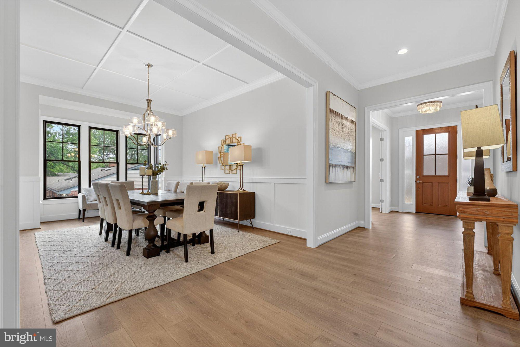 VIENNA WOODS - Residential