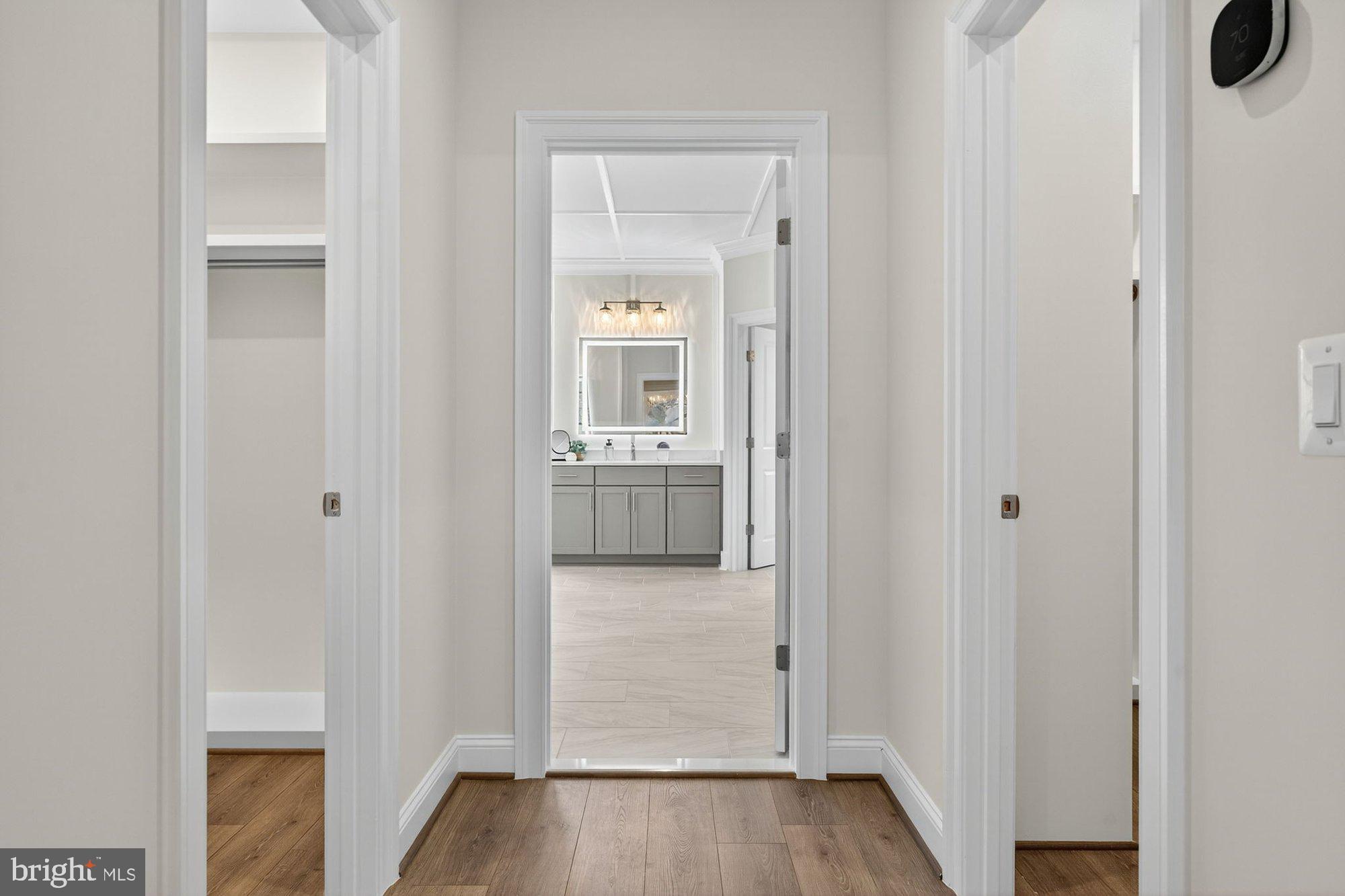 VIENNA WOODS - Residential