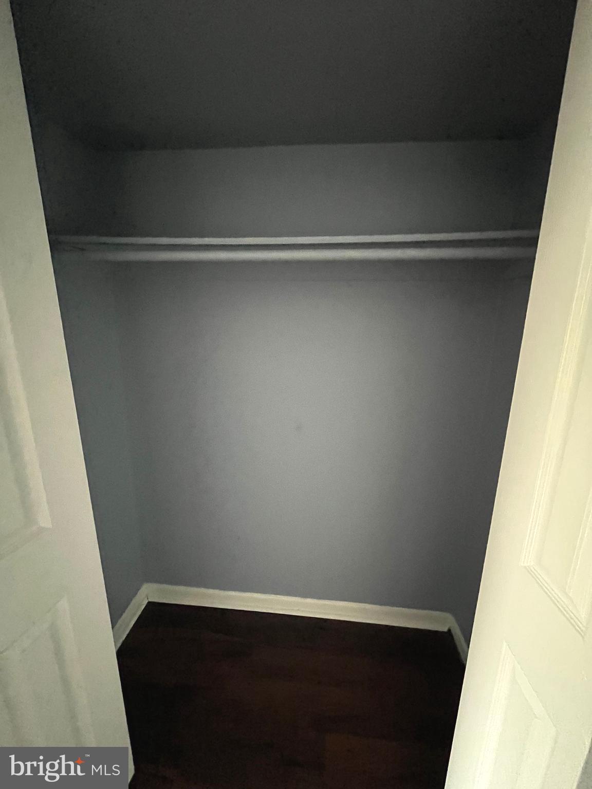 TREETOP CONDO - Residential