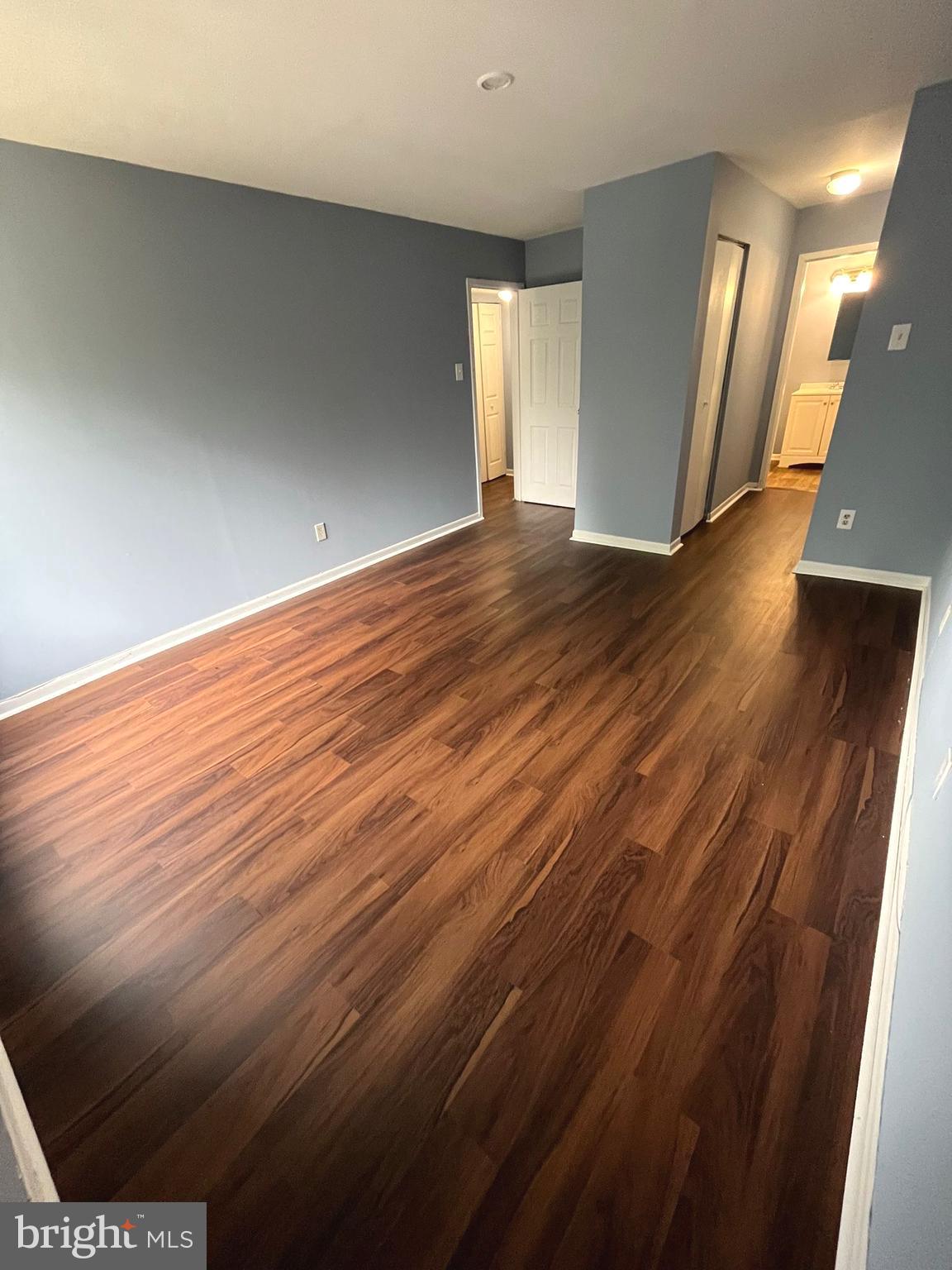 TREETOP CONDO - Residential