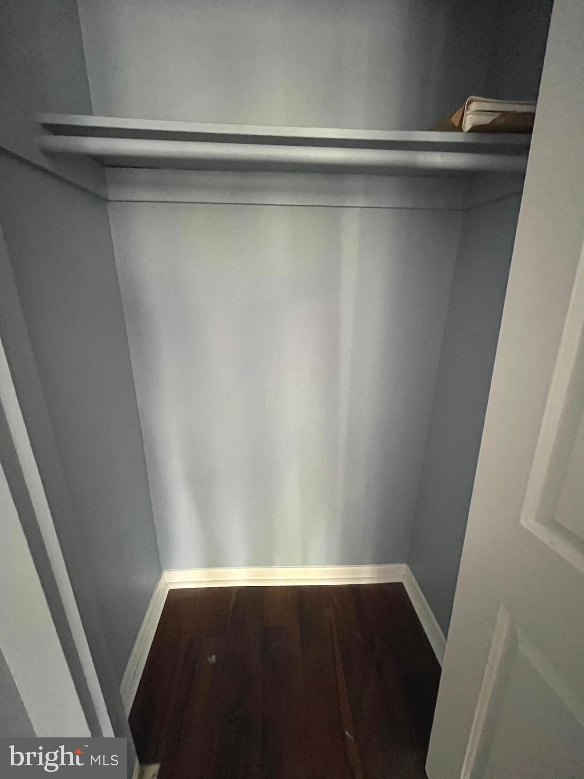 TREETOP CONDO - Residential