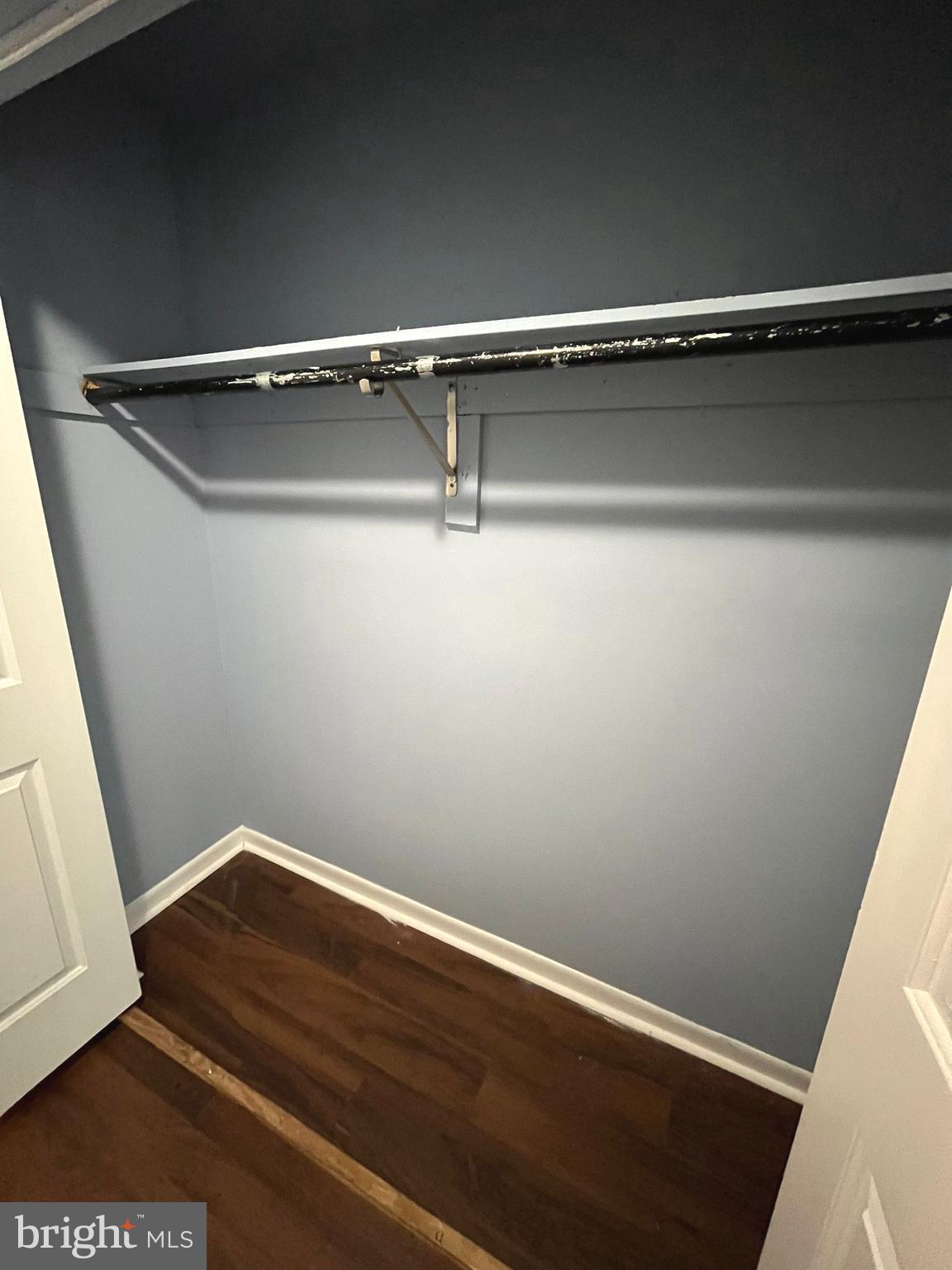 TREETOP CONDO - Residential